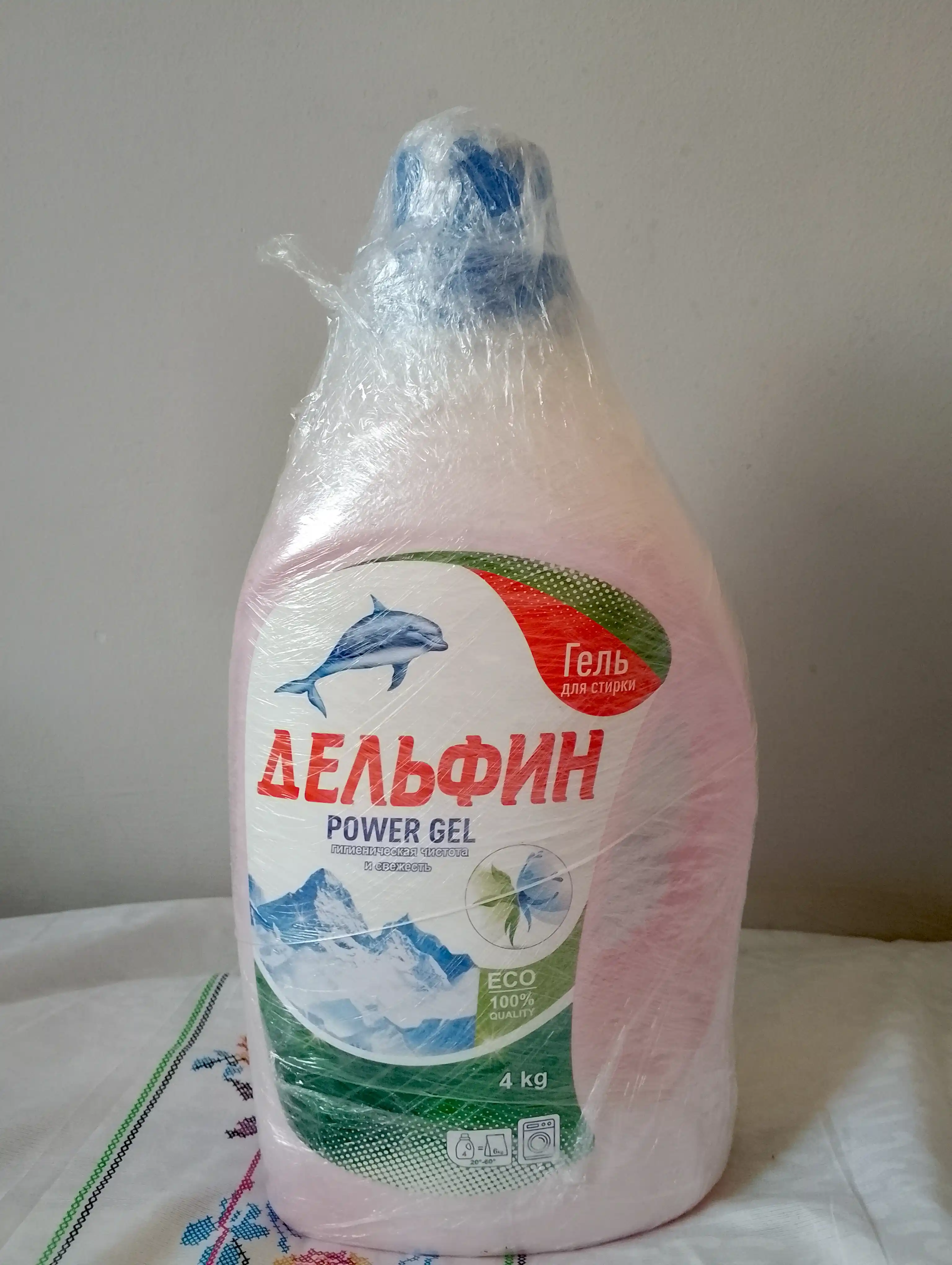 Delfin — жидкое гель для стирки  1,5 кг, 2,2 кг, 3 кг, 4 кг — для цветного и белого белья