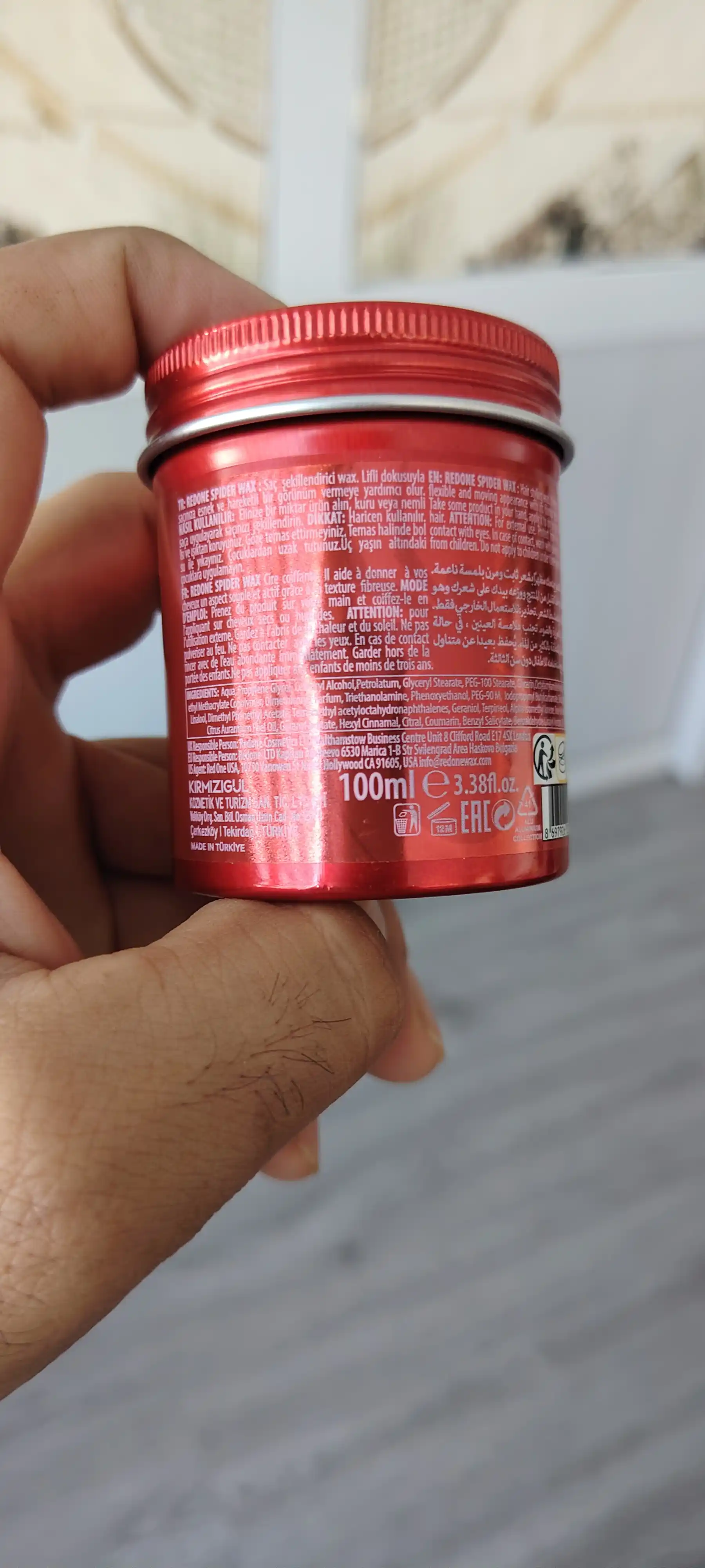 Red One Spider Hair Wax Passionate — mum-sochlar uchun o'rgimchak to'ri, kuchli fiksatsiya