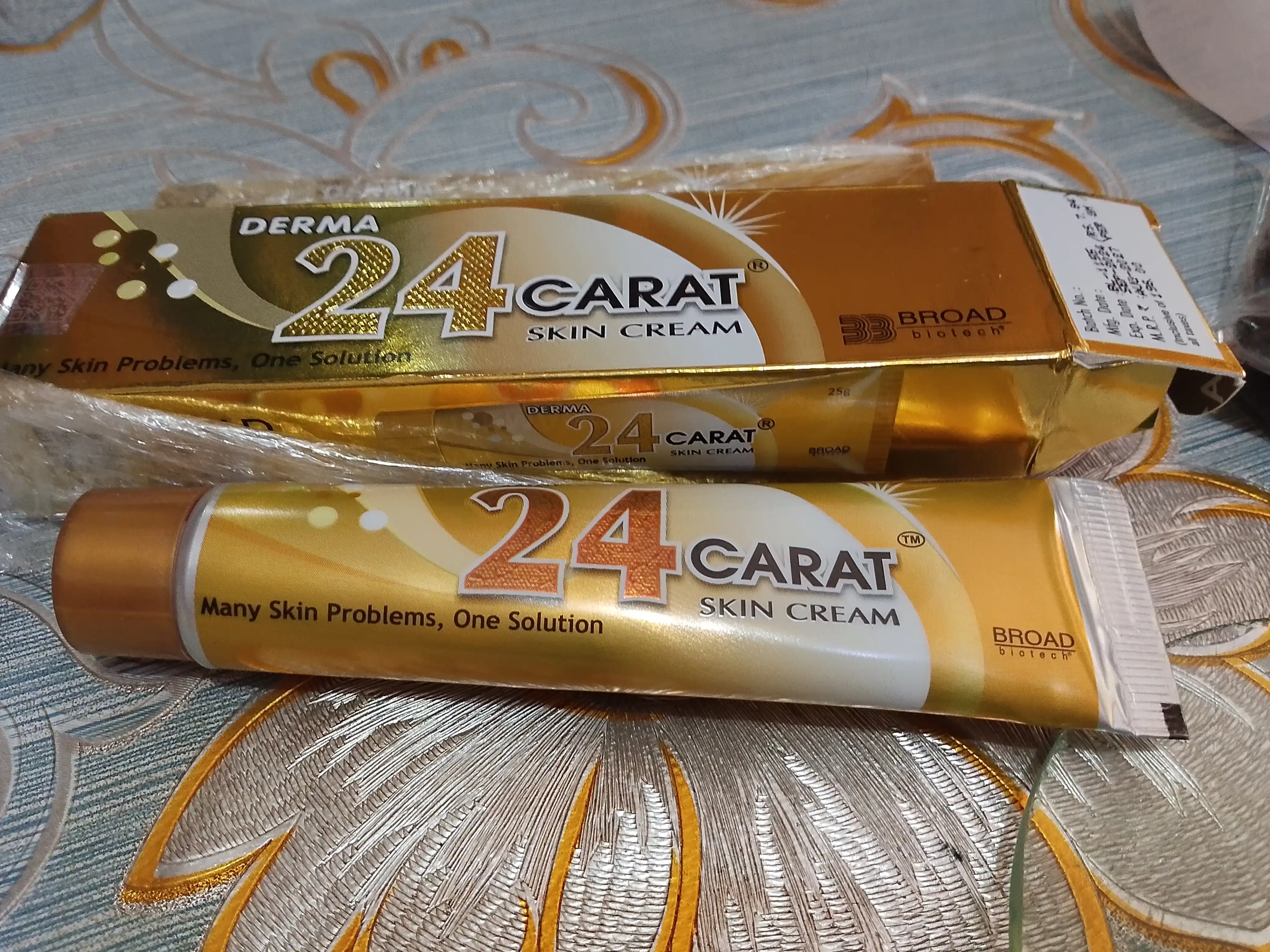 Крем для лица и тела Derma 24 Carat Skin Cream – универсальный крем