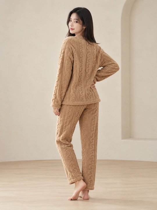 Ayollar va qizlar uchun issiq qishki flizli pijama dvoyka, komplekt shim, triko, kofta