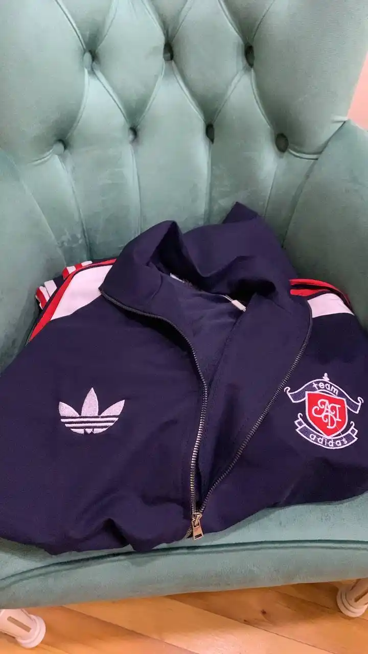 Ikki qismli ayollar sport kostyumi, katta o‘lchamda, olimpiyka va keng shim, trikotaj, 2 ipli, XB