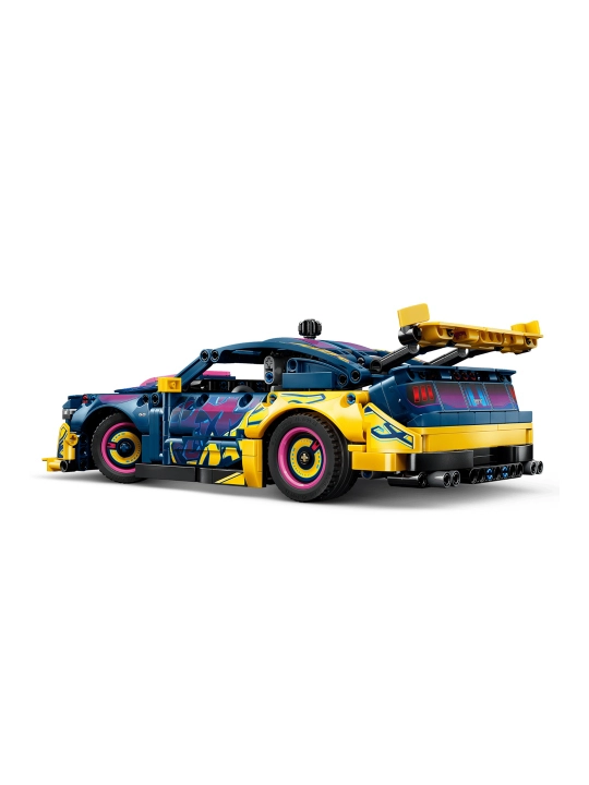 Конструктор LEGO Technic 42236 Тюнинг-гараж с автомобилем Ford Mustang GT