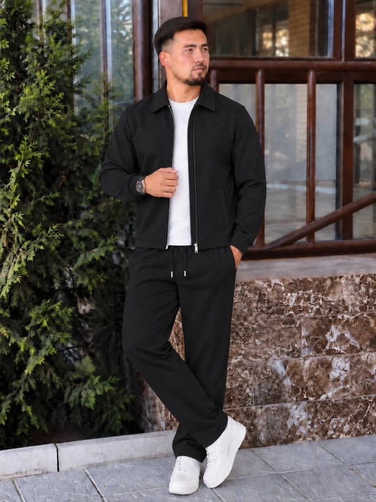 Zamonaviy smart casual uslubidagi zamonaviy erkaklar kostyumi - 