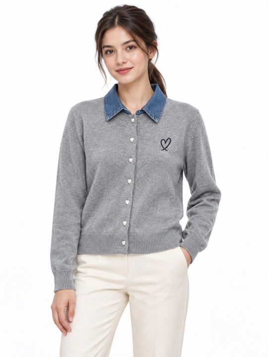 Ayollar uchun katakchali yoqa va tugmali issiq to‘qima kardigan-sviter, 42–54