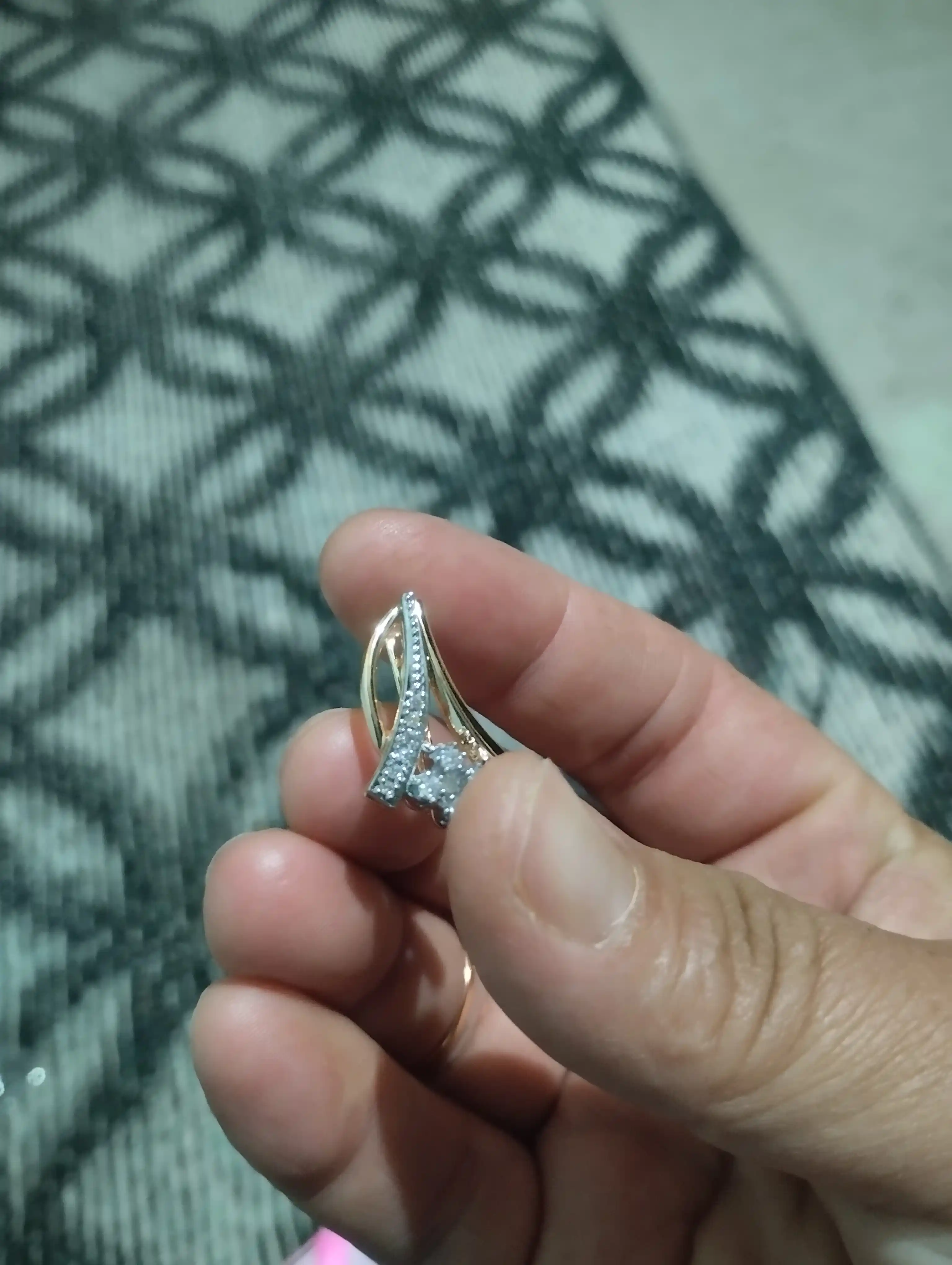 Ayollar uchun Xuping uzuk va ziraklar to'plami, Sovg‘a qutisida, Xuping Stainless Steel