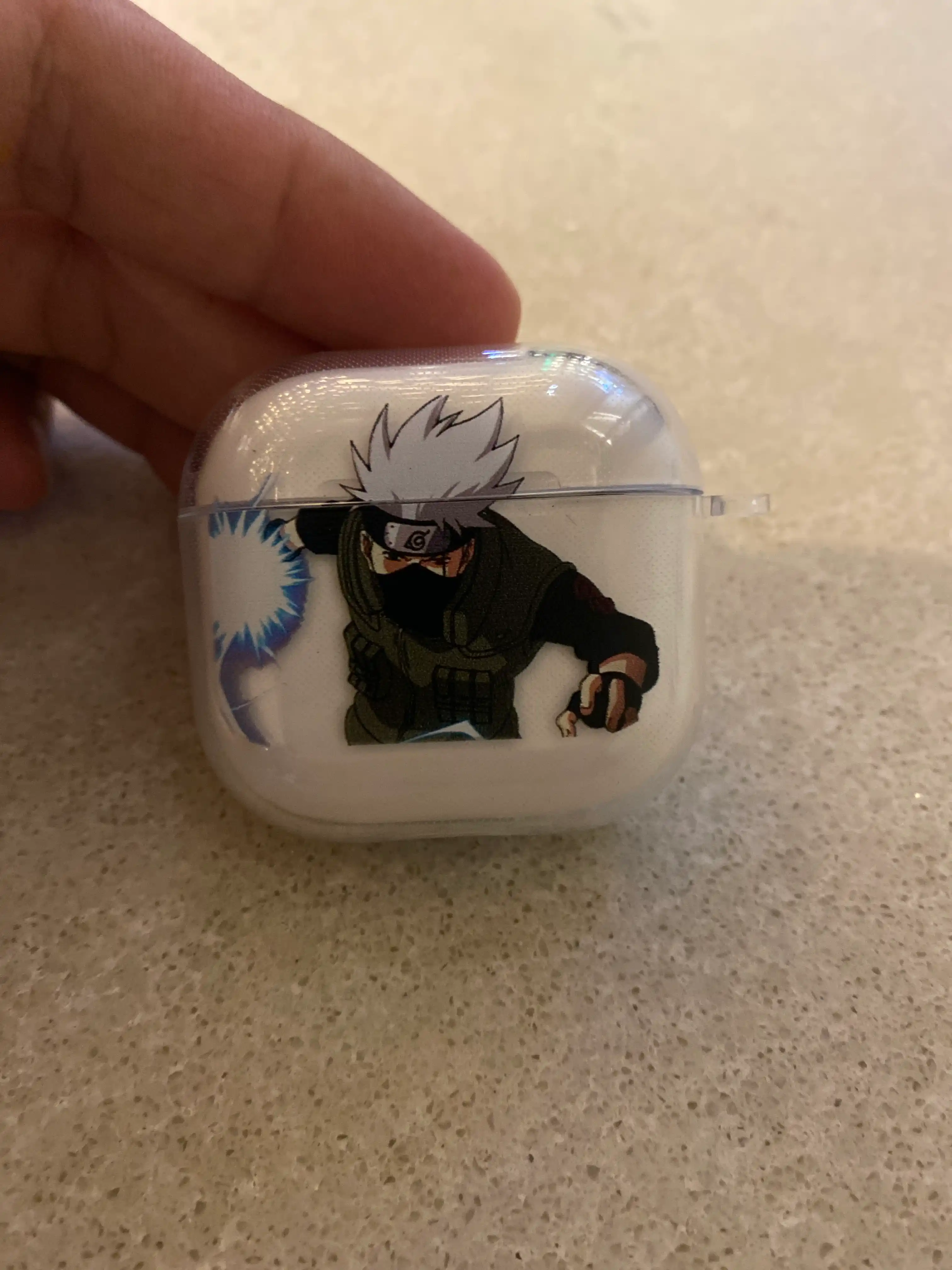 G'ilof AirPods quloqchinlar uchun karabin bilan, silikondan, anime Naruto dizayni bilan