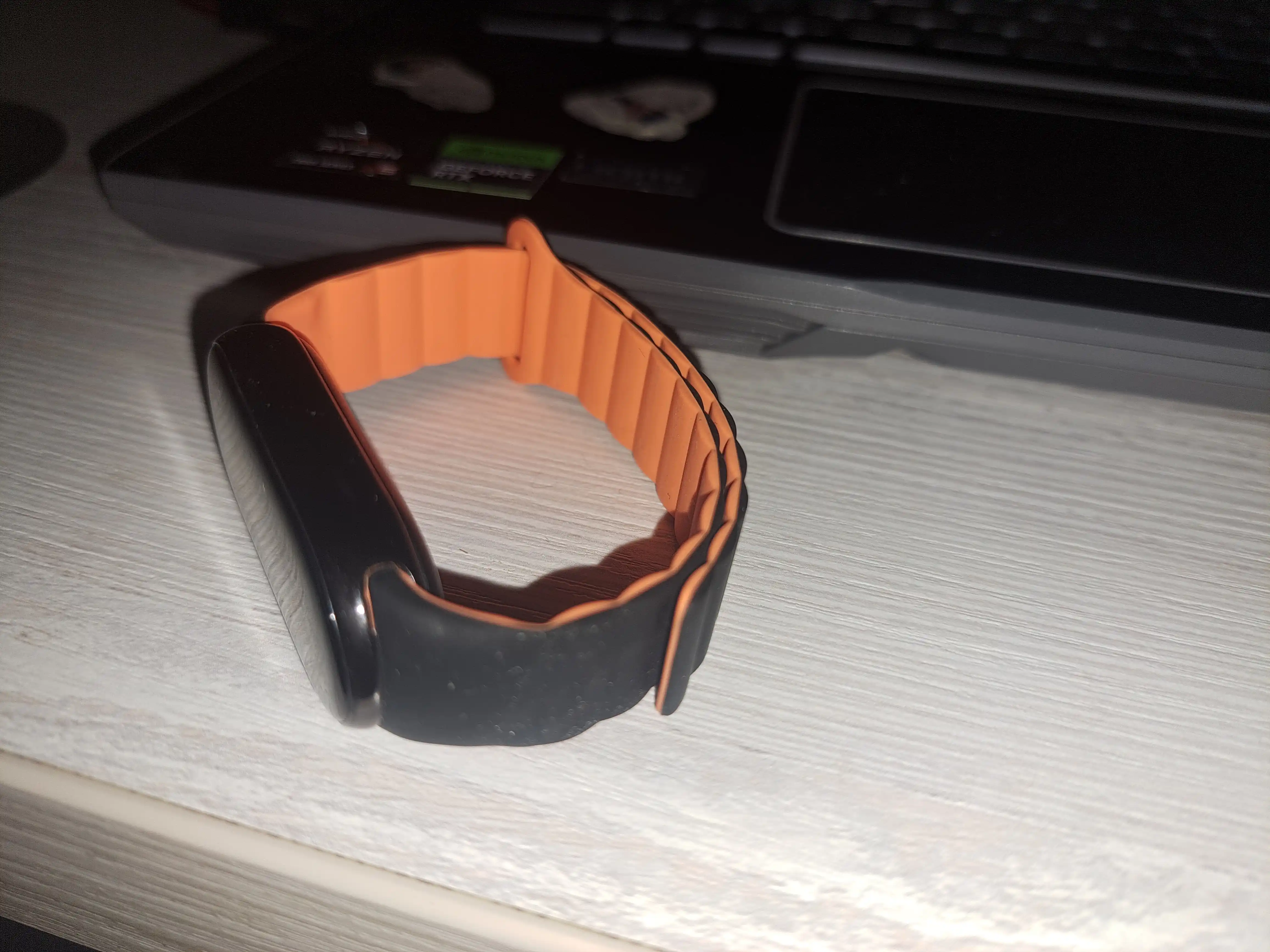 Силиконовый ремешок для Xiaomi Mi Band 5-6-7/8-9-10
