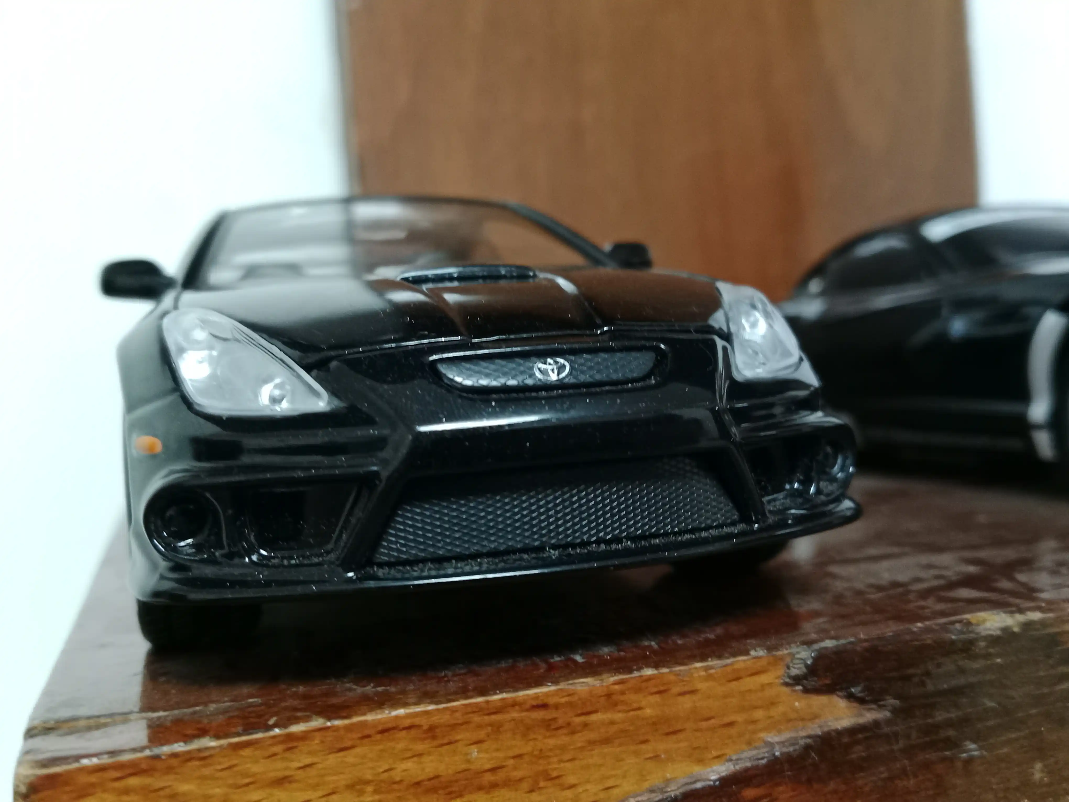 Автомобили Toyota марки Maisto, масштаб 1/24 для коллекции железа