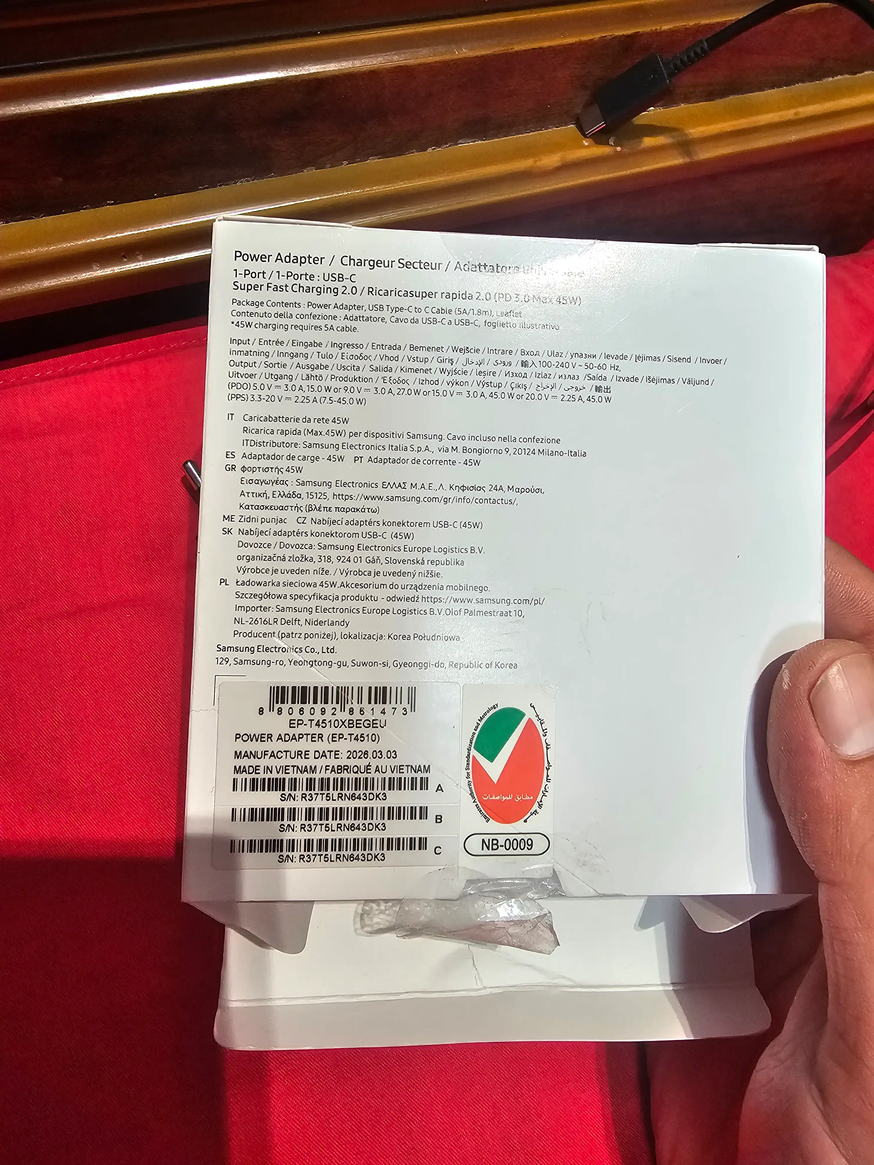 Samsung Super Fast Charging tarmog'ich quvvatlagichi (25W - 45W) + Type-C kabeli