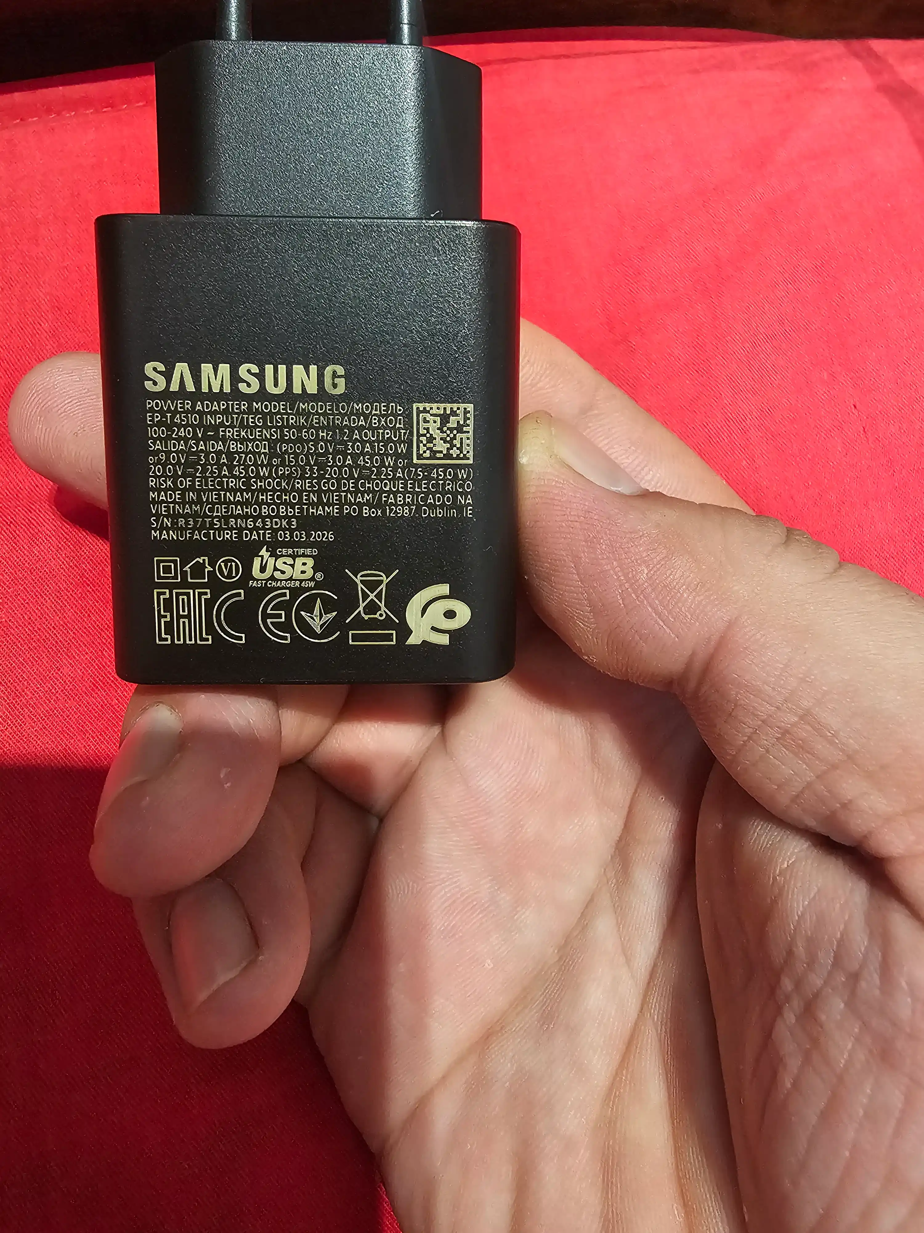 Samsung Super Fast Charging tarmog'ich quvvatlagichi (25W - 45W) + Type-C kabeli