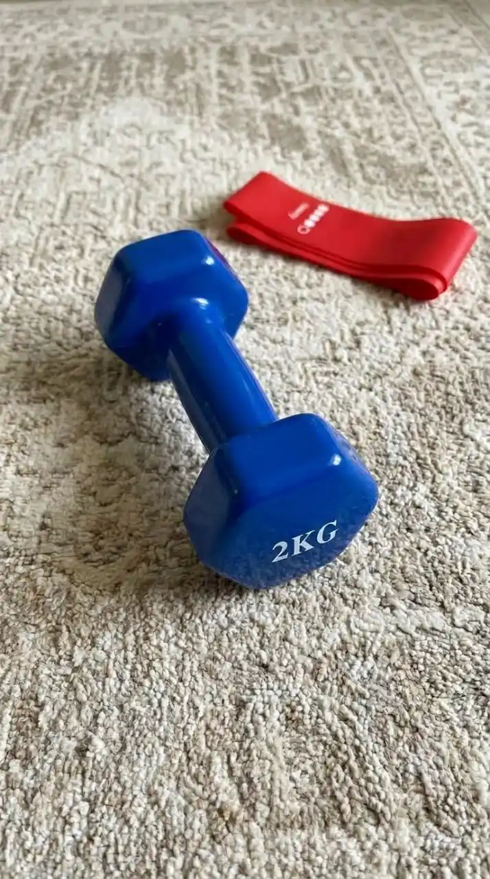 Gantel vinil qoplamali olti burchakli fitnes uchun, 0,5-1-1.5-2 kg, pushti va ko'k