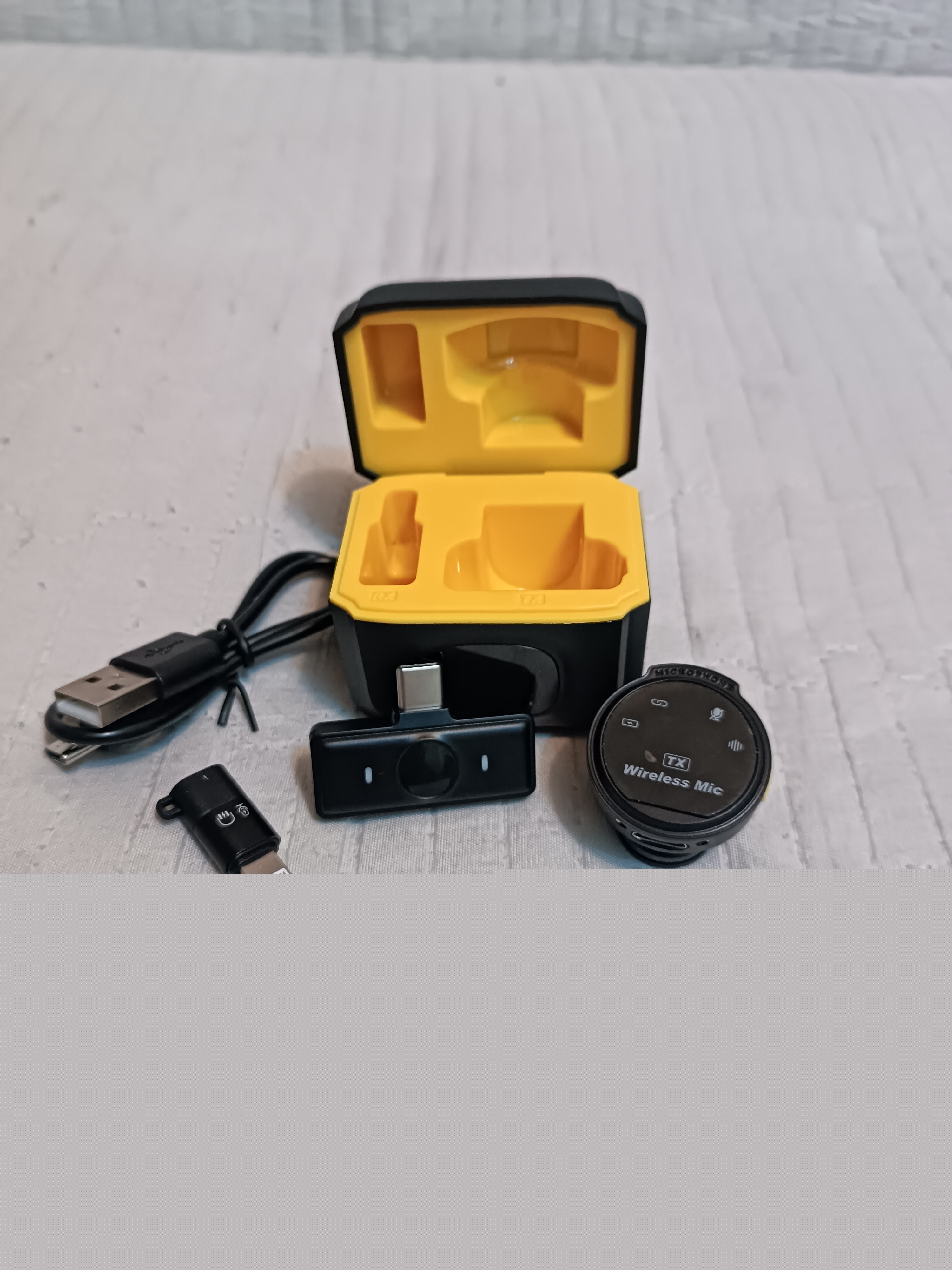 Simsiz petlichka mikrofon telefon uchun Type-C / Lightning, kontent va intervyu uchun