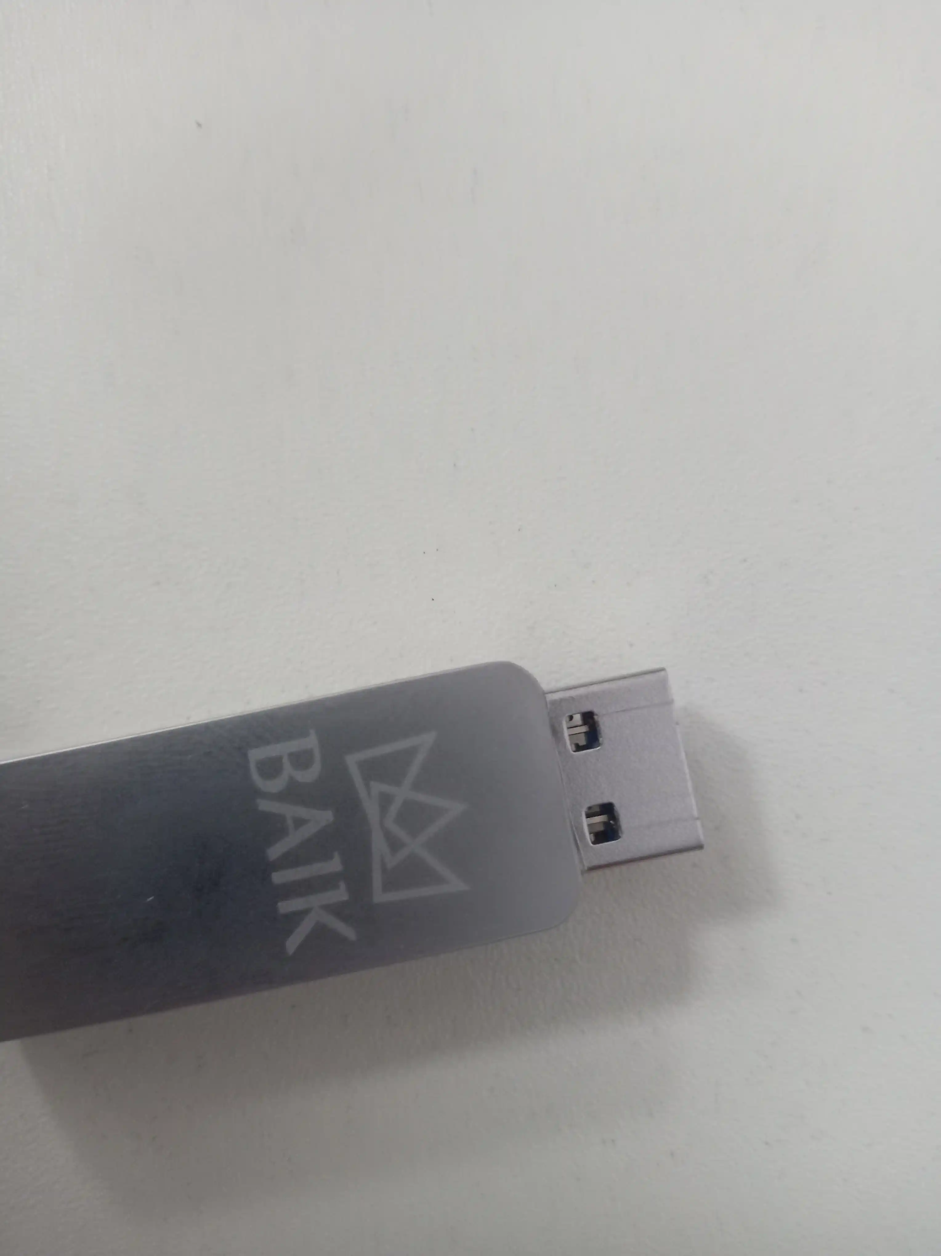 BAIK Token elektron raqamli imzo (ERI) uchun sertifikatlangan elektron USB kalit