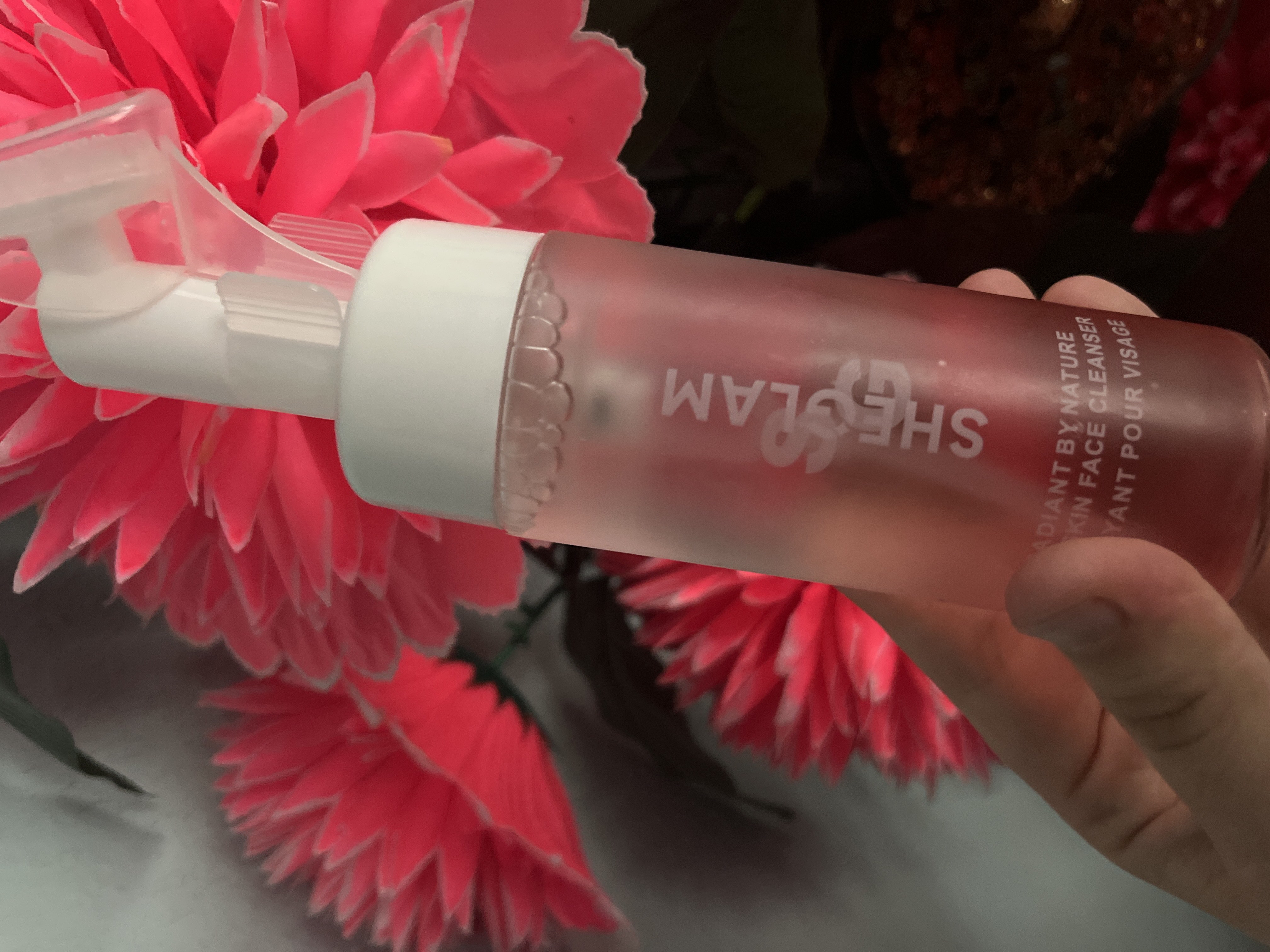 Cho'tka bilan tozalovchi ko'pik, yuz uchun namlovchi va tozalovchi penka, 150 ml