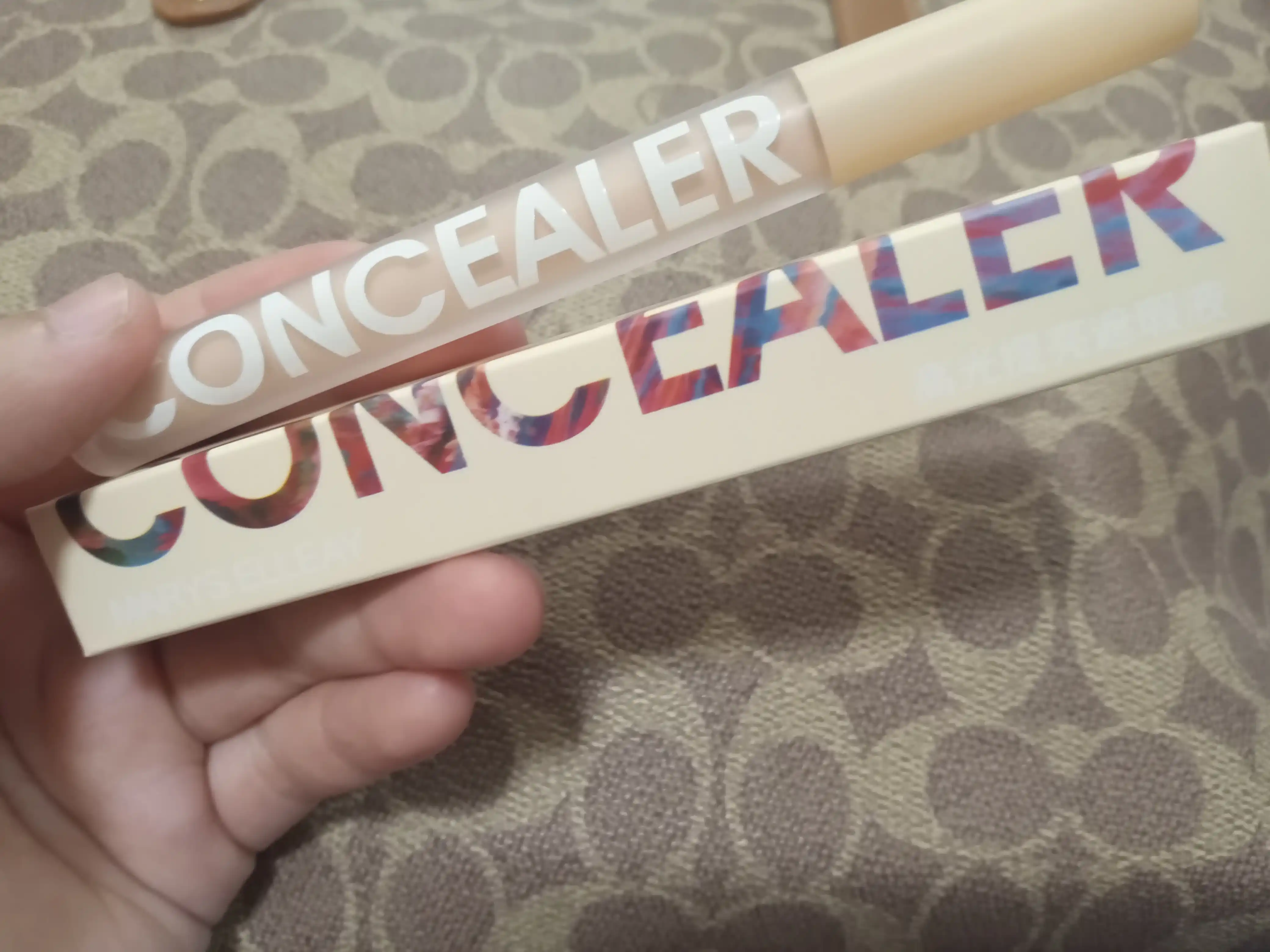 Консилер Concealer для лица, вокруг глаз