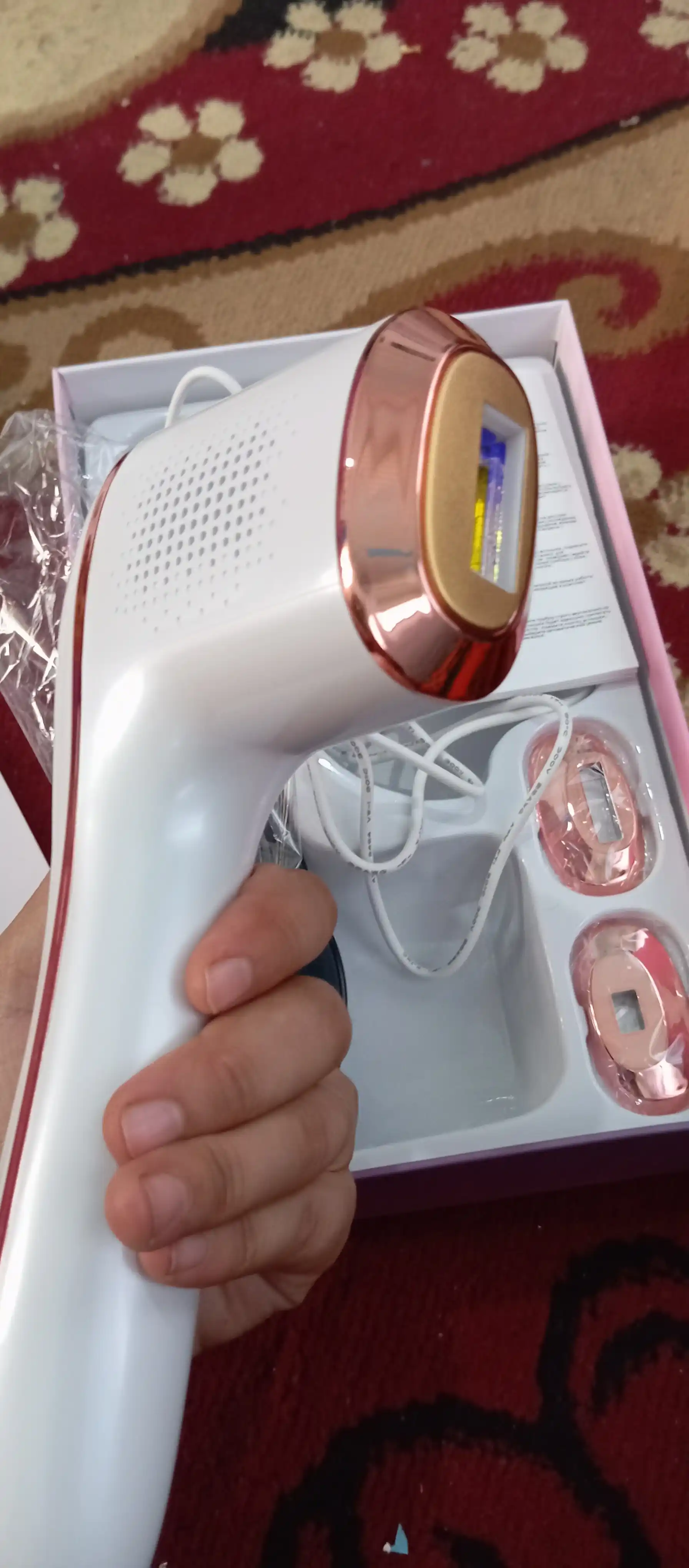 Lazerni epilyator Safora, fotoepilator va lazerli depilyator yuz va tana uchun