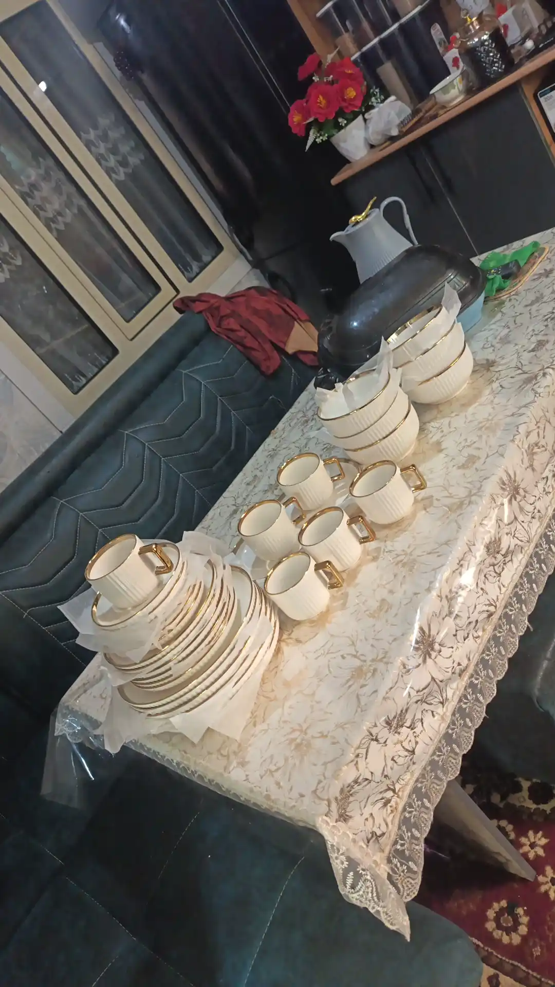 Oshxona chinni idishlari, 6 kishilik