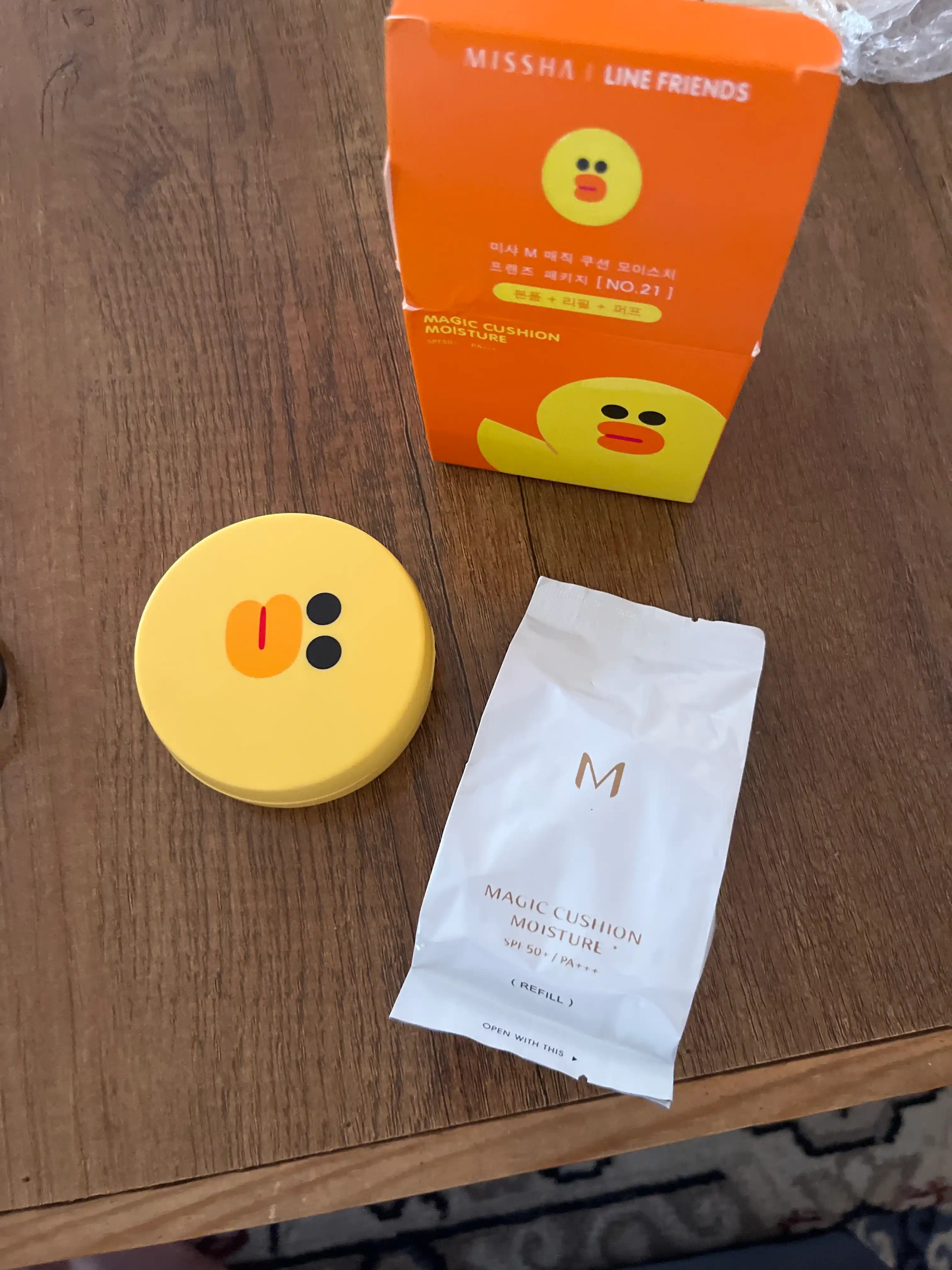 Tonal krem-upa kushon Magic Cushion Moisture SPF+ 50, BB krem, zaxira reofil bilan, 15 g