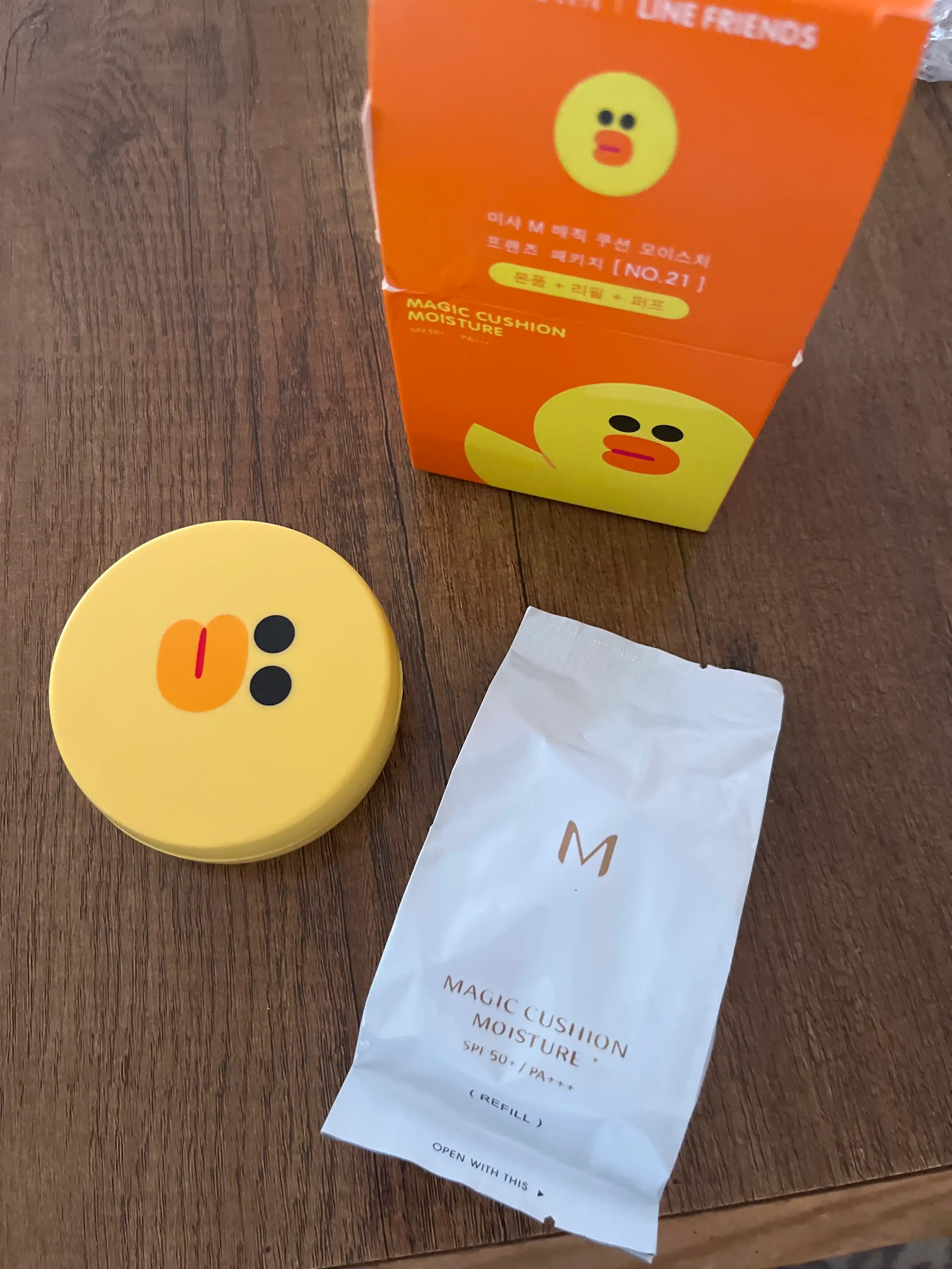 Tonal krem-upa kushon Magic Cushion Moisture SPF+ 50, BB krem, zaxira reofil bilan, 15 g