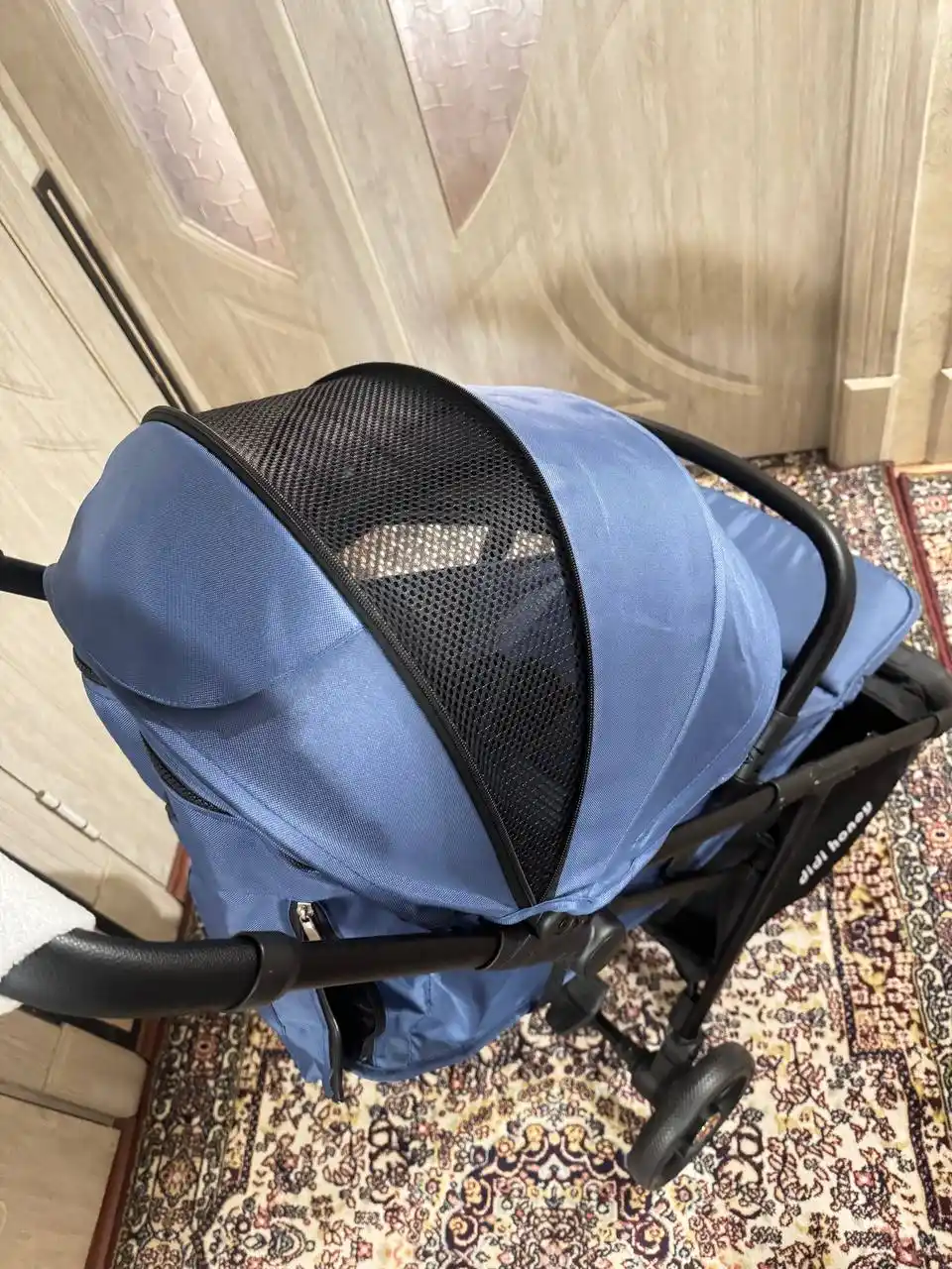 Прогулочная коляска D200