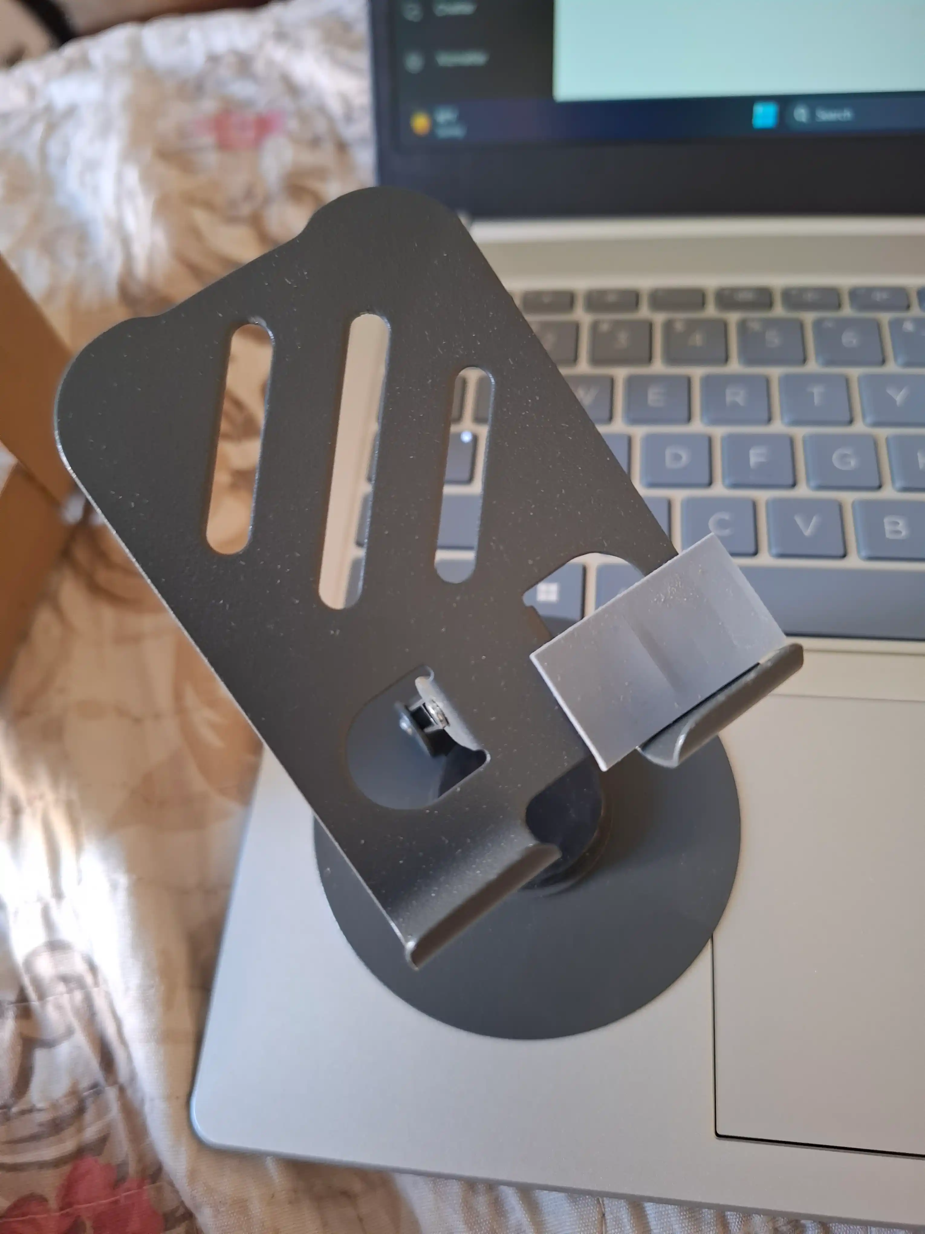 Telefon va planshetlar uchun 360 gradusga buriladigan metall tutqich, telefon pastafka