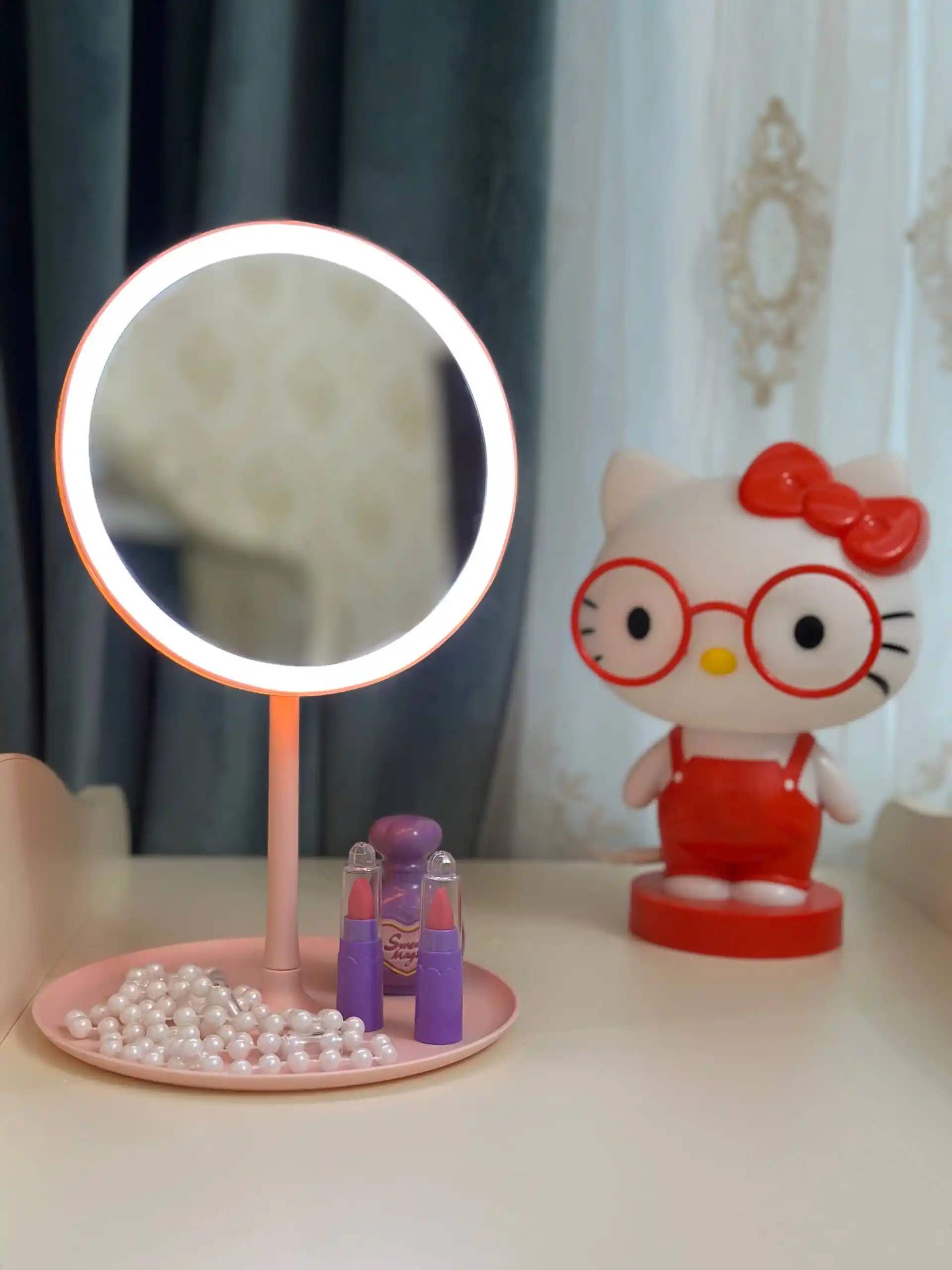 LED chiroqli pardoz oynasi — kosmetika va makiyaj uchun