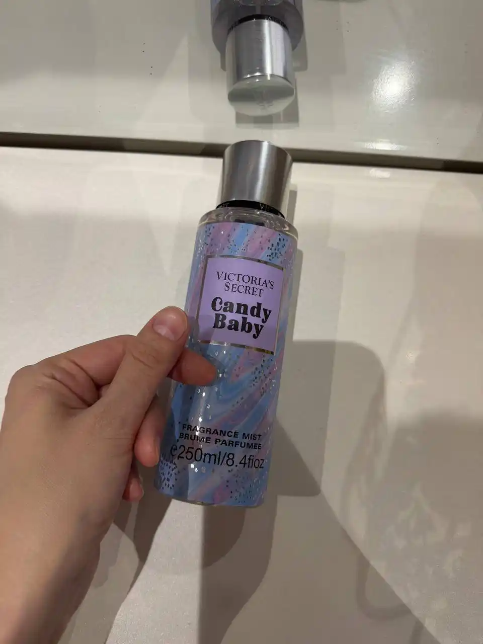 Victoria’s Secret Candy Baby — ароматный спрей для тела 