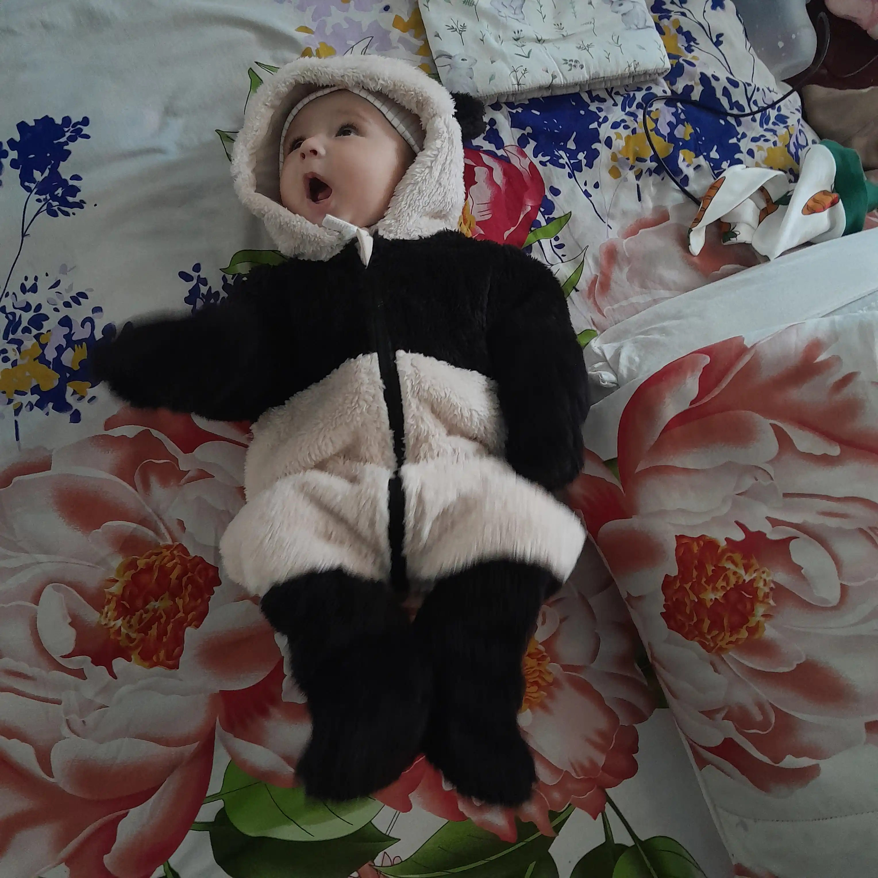 Bolalar uy kombinezoni, panda, quyon, ayiqcha, qish-bahor, yumshoq va iliq