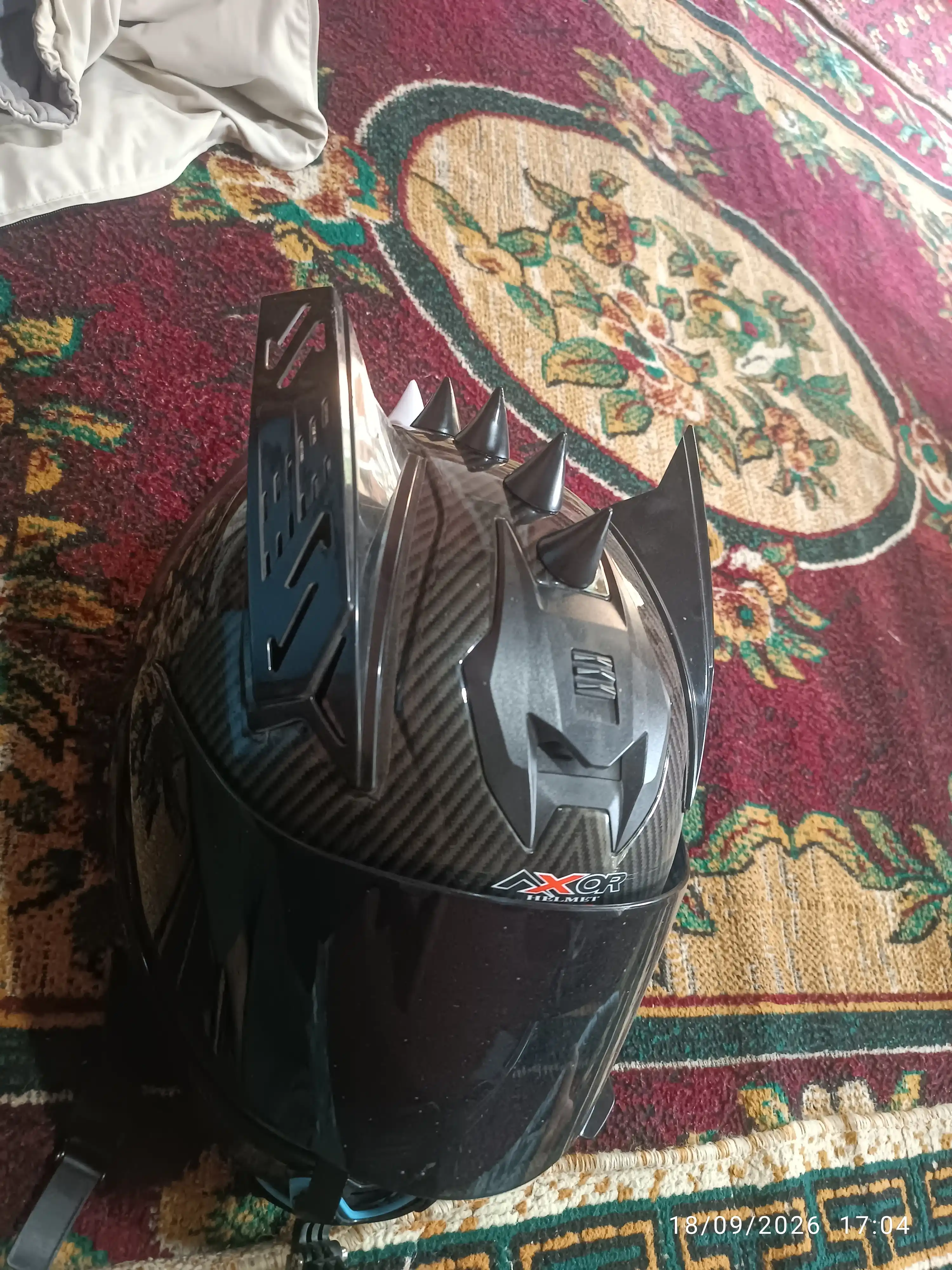 Motoshlemdagi quloqlar