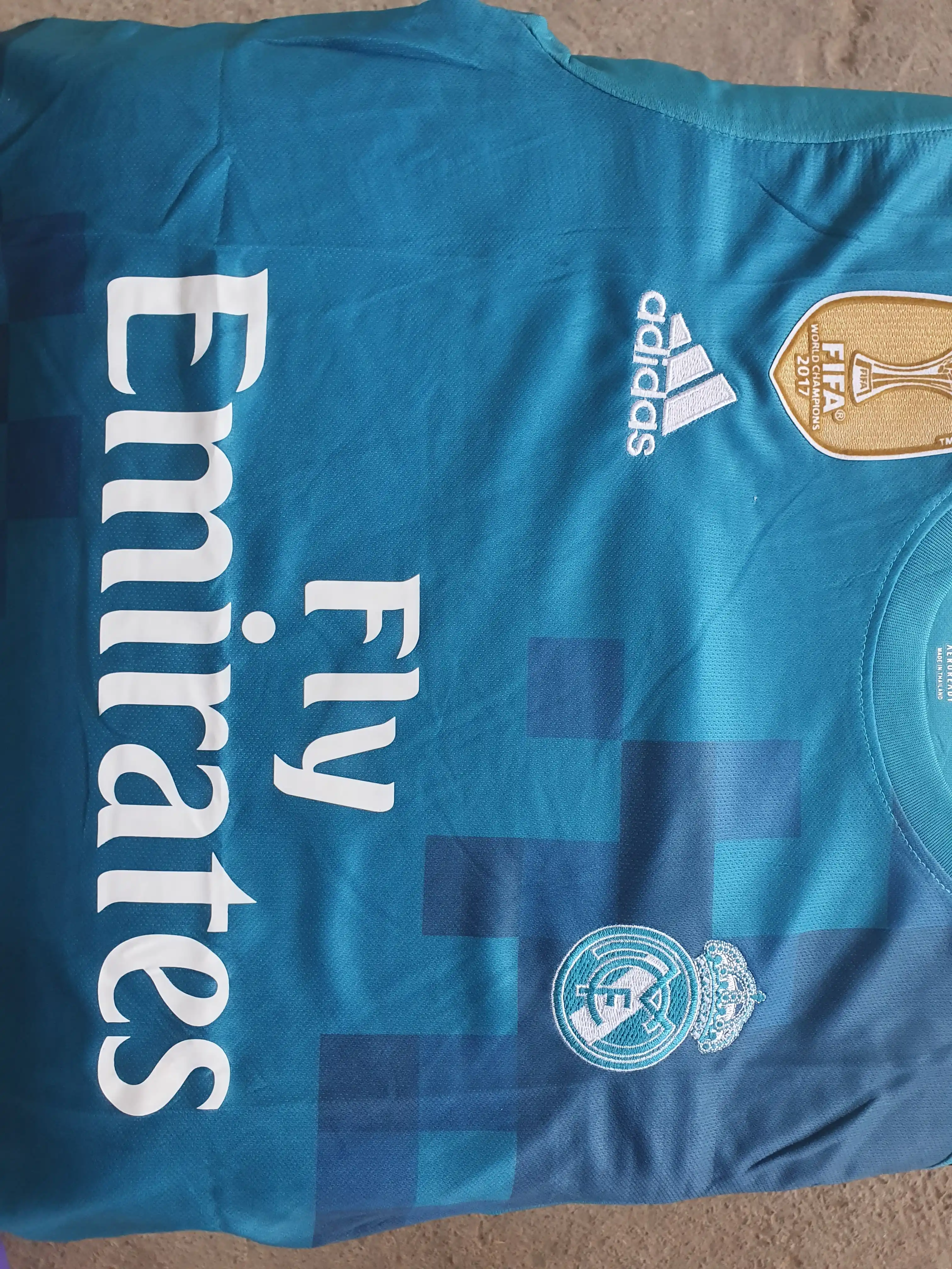 Realmadrid futbol forma retro va yangi mavsum