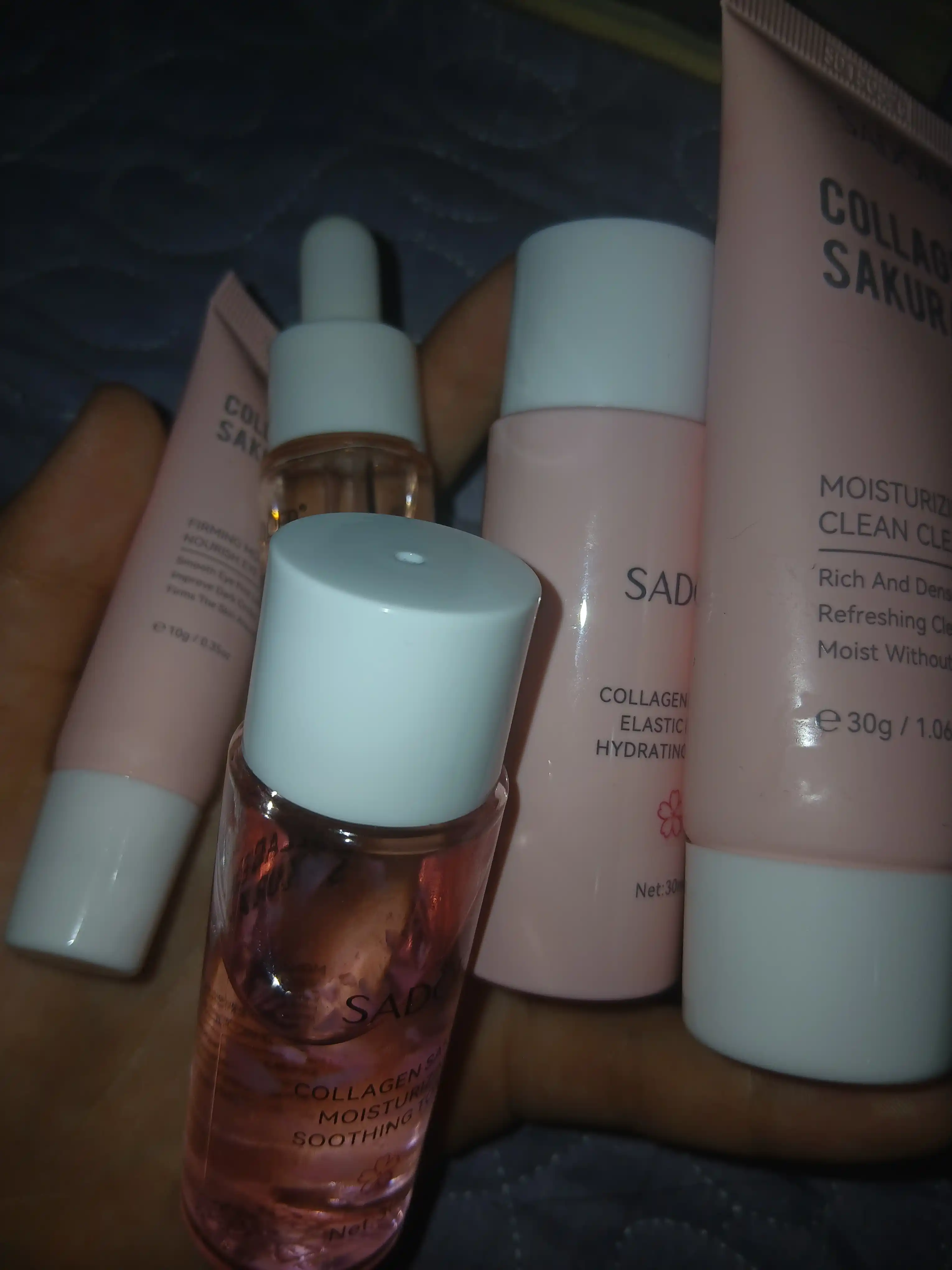 SADOER Collagen Sakura yuz parvarishi to‘plami 6 dona, kollagen va sakura ekstrakti bilan