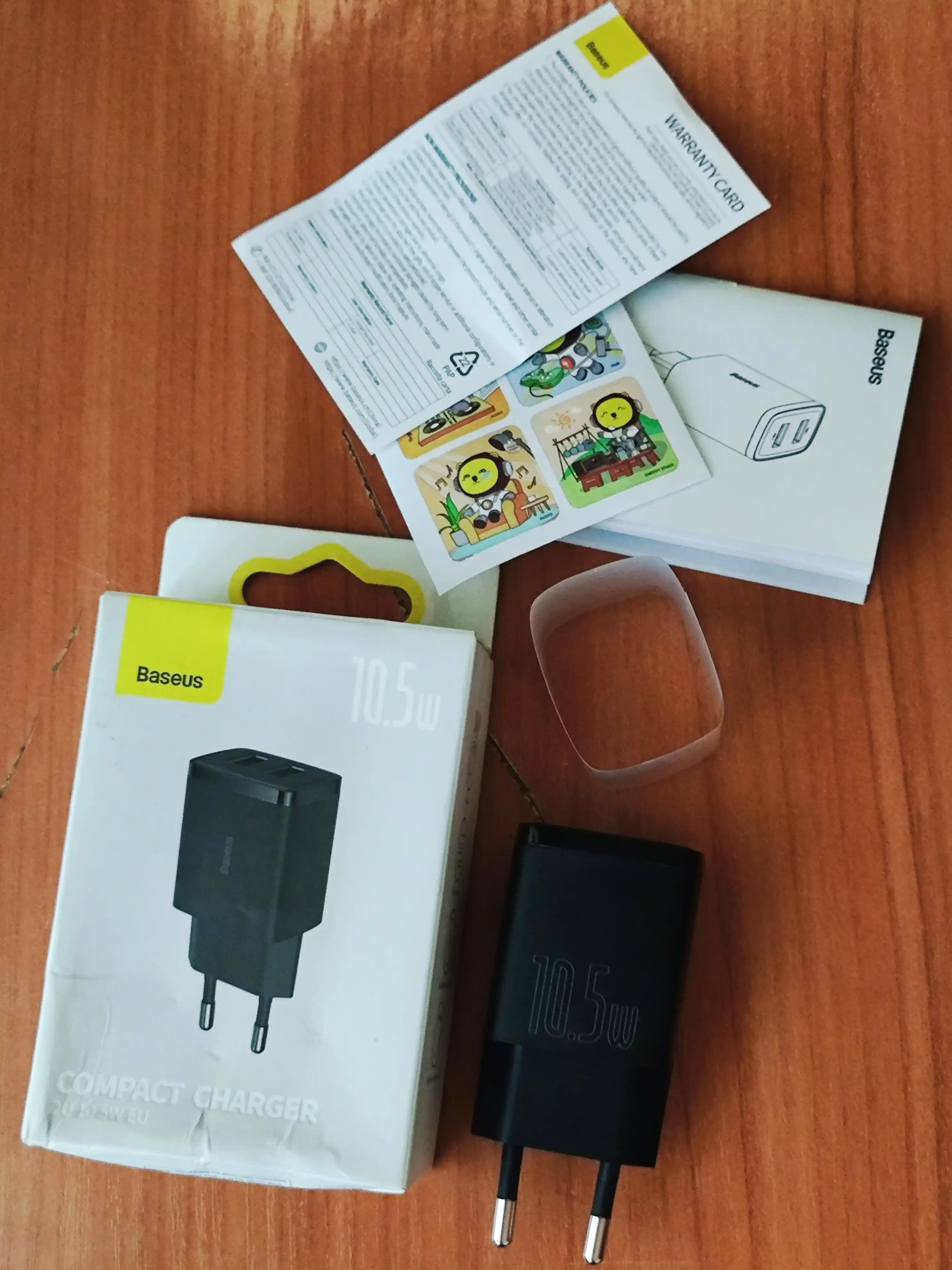 Сетевое зарядное устройство Baseus CCXJ010201, CCXJ010202 Compact Charger 2U 10.5W
