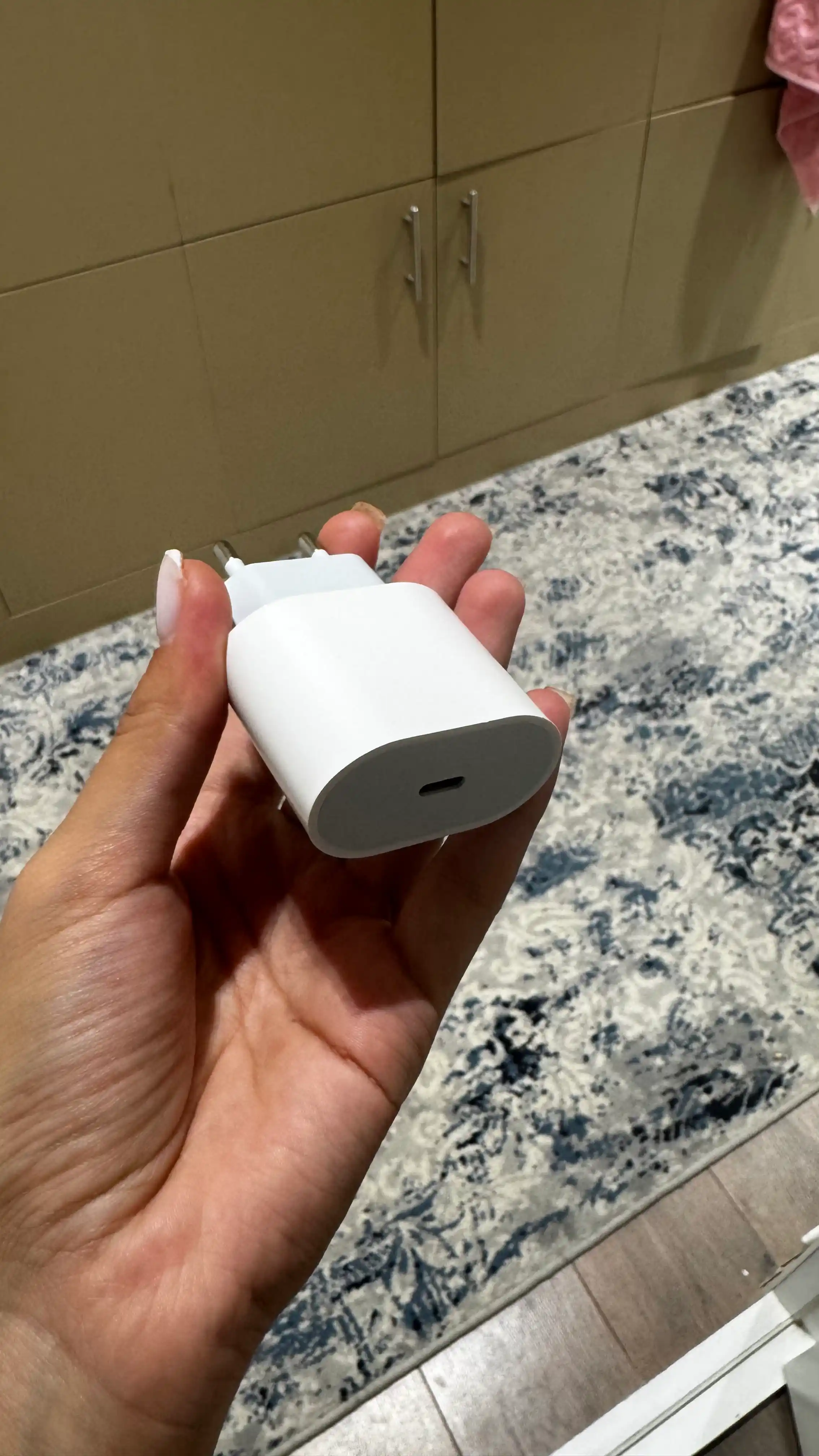 Быстрое зарядное устройство с замком для iPhone, 20 Вт