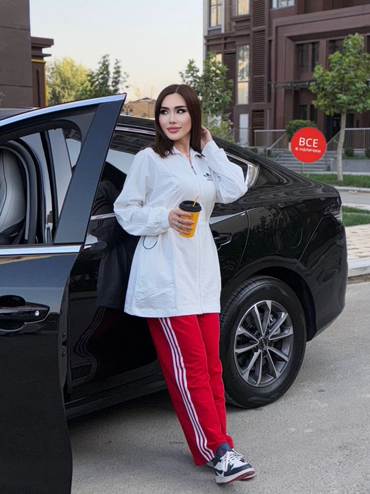 Ayollar uchun sportivniy  kapyushonsiz yengil dvoyka - 