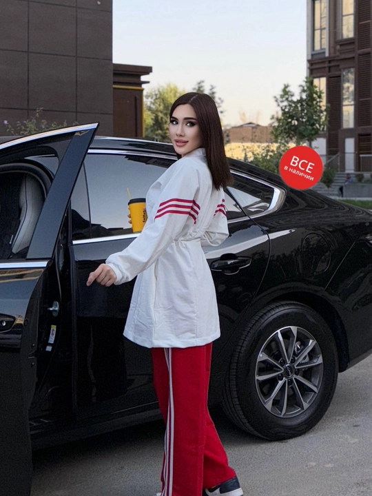 Ayollar uchun sportivniy  kapyushonsiz yengil dvoyka