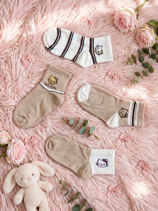 Носки для девочки Hello Kitty 8-12 лет, 4 пары / Носки в полоску / Размер 32-36