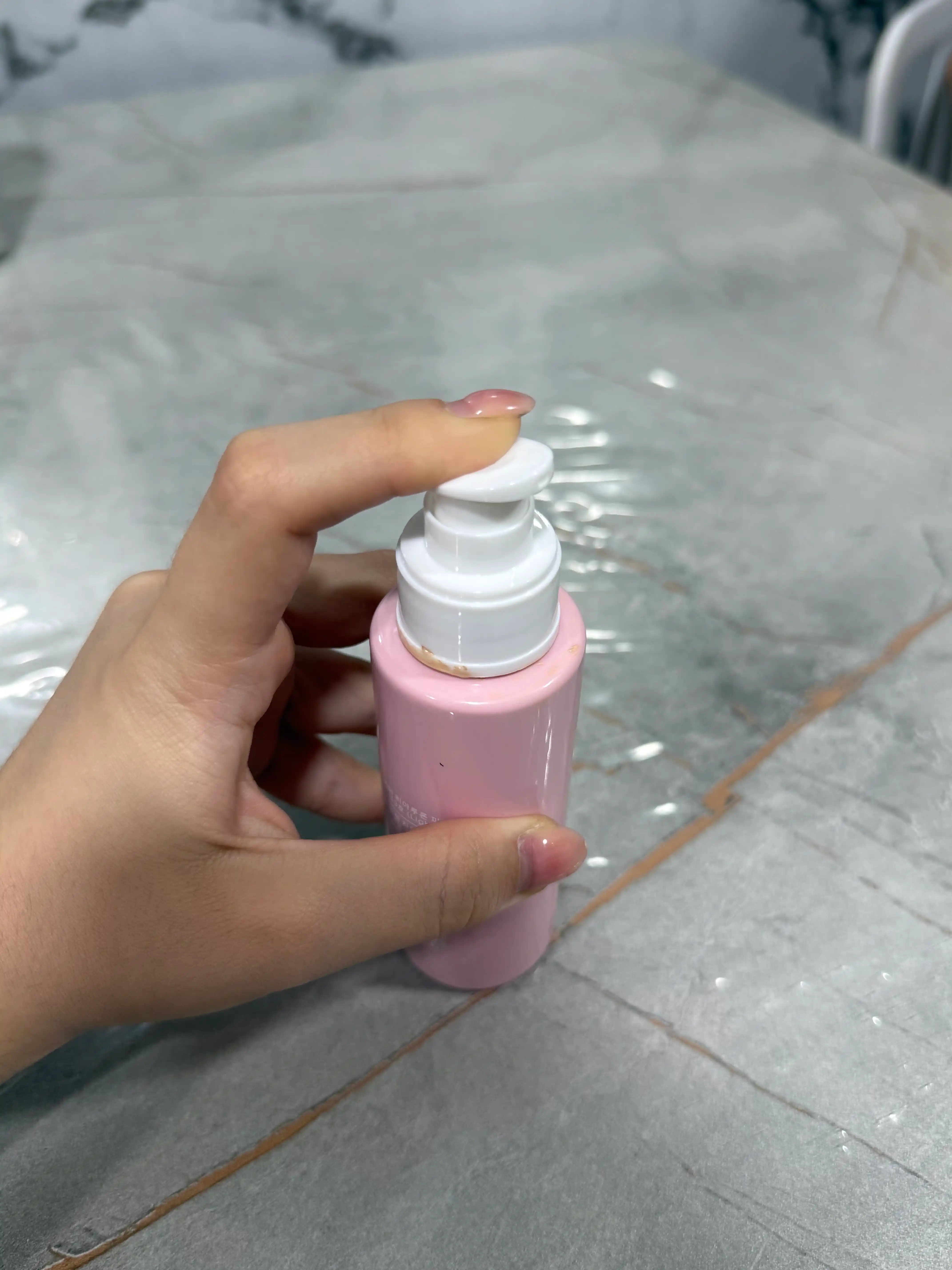 Tonal kremi Hyaluron Foundation