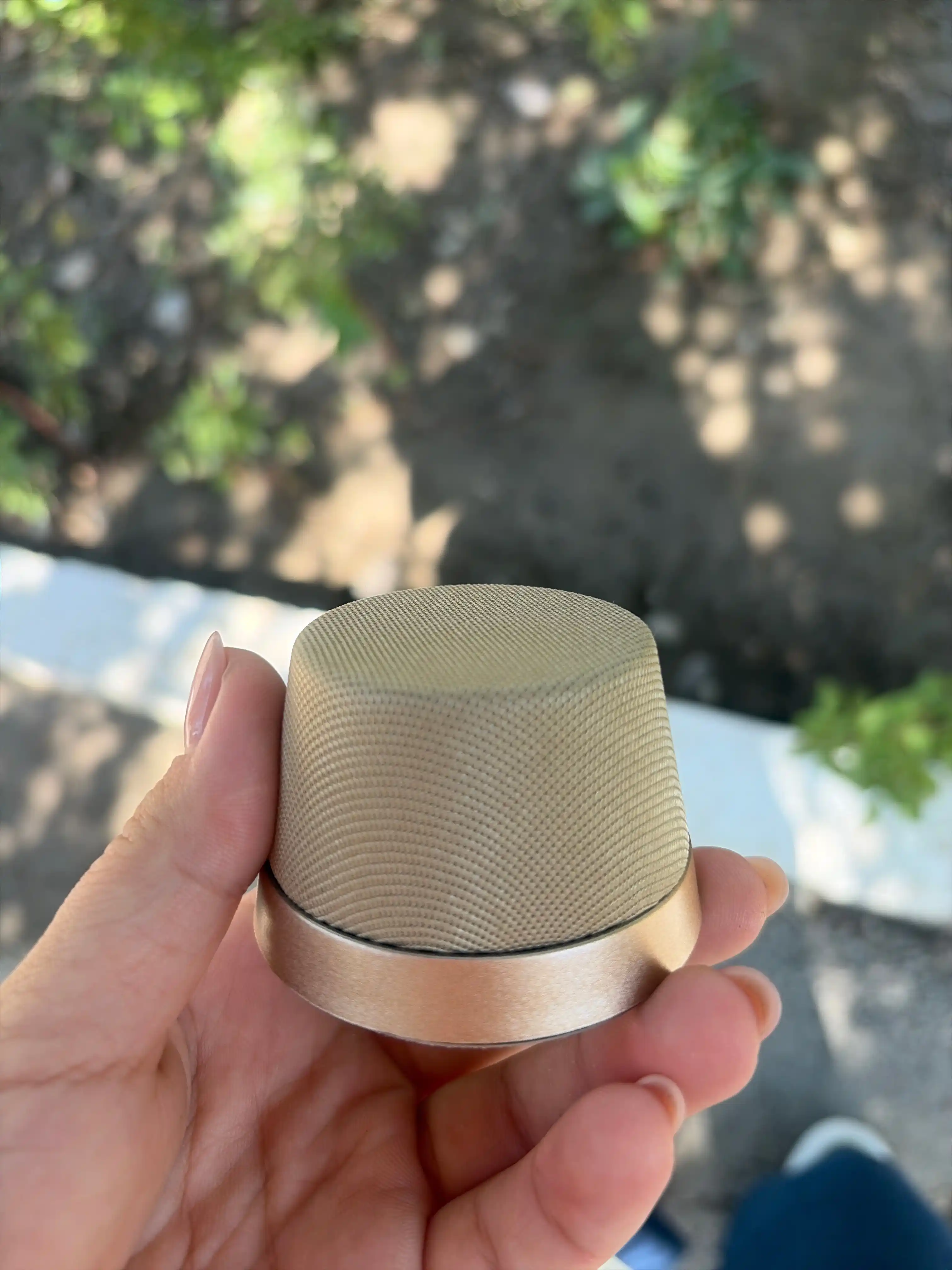 Mini magnitli kolonka, telefon uchun karnay, bluetooth spiker, namlikga chidamli