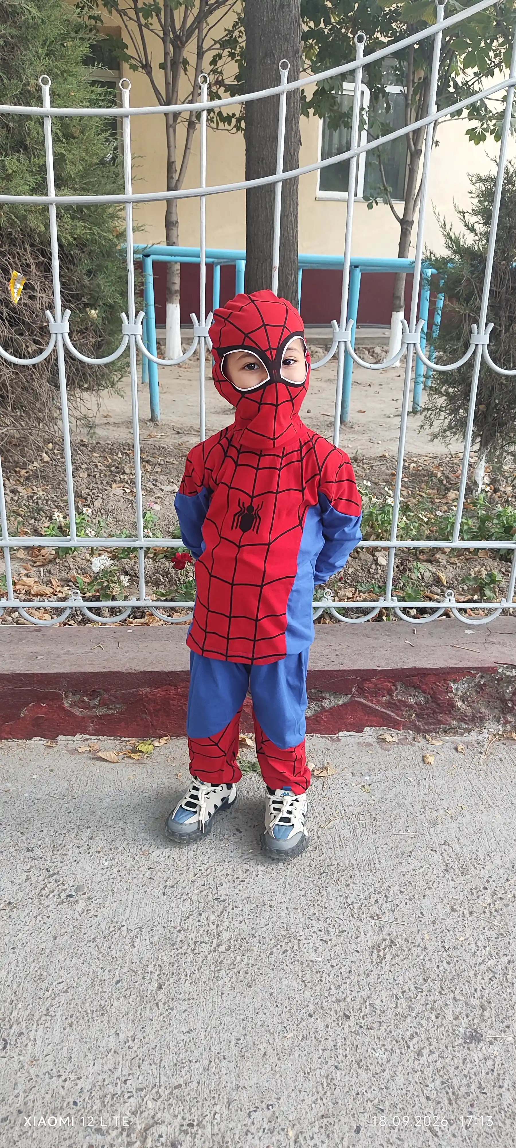 O'rgimchak odam (SPIDERMAN) 98% paxtadan kiyimi, superqahramonlar