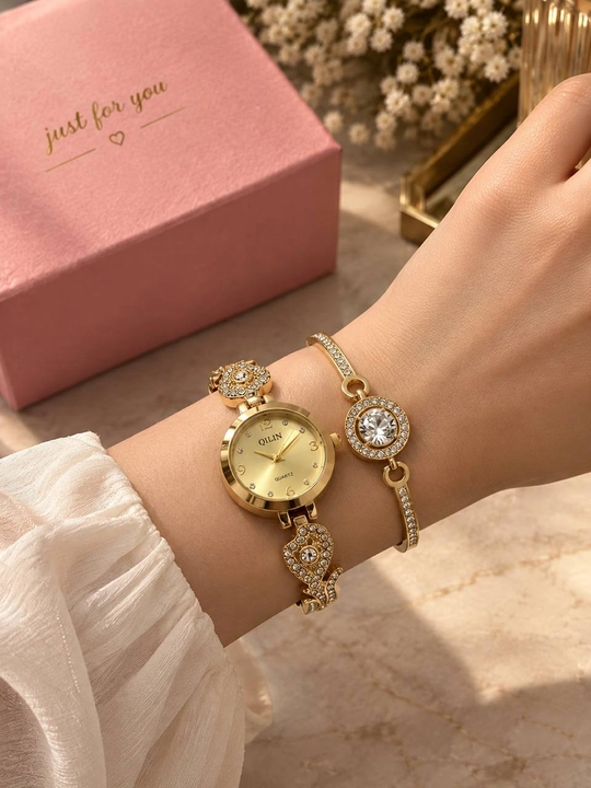 Ayollar uchun soat va bilaguzuk sovg‘a to‘plami «Just for you»