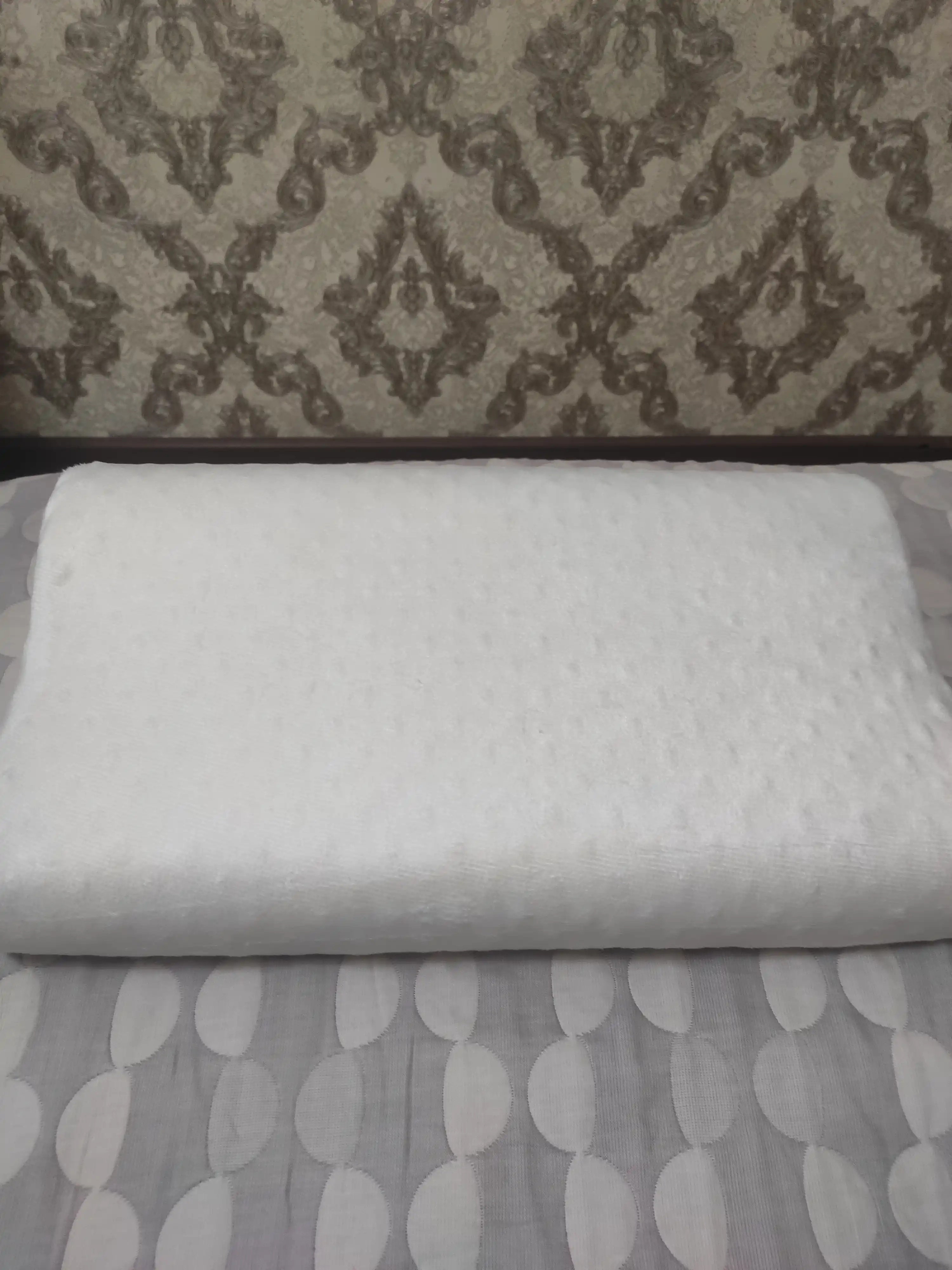 Ortopedik uyqu yostigi Memory Foam, bo‘yin va umurtqa uchun, gipoallergen, anatomik shakl