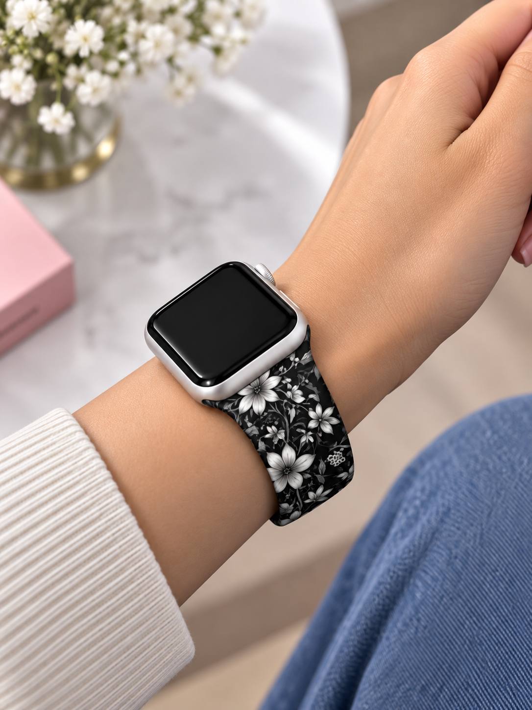 Ремешок для Apple Watch «Ночная орхидея» чёрный силиконовый 38/40/41/42 и 42/44/45/46/49 мм - 