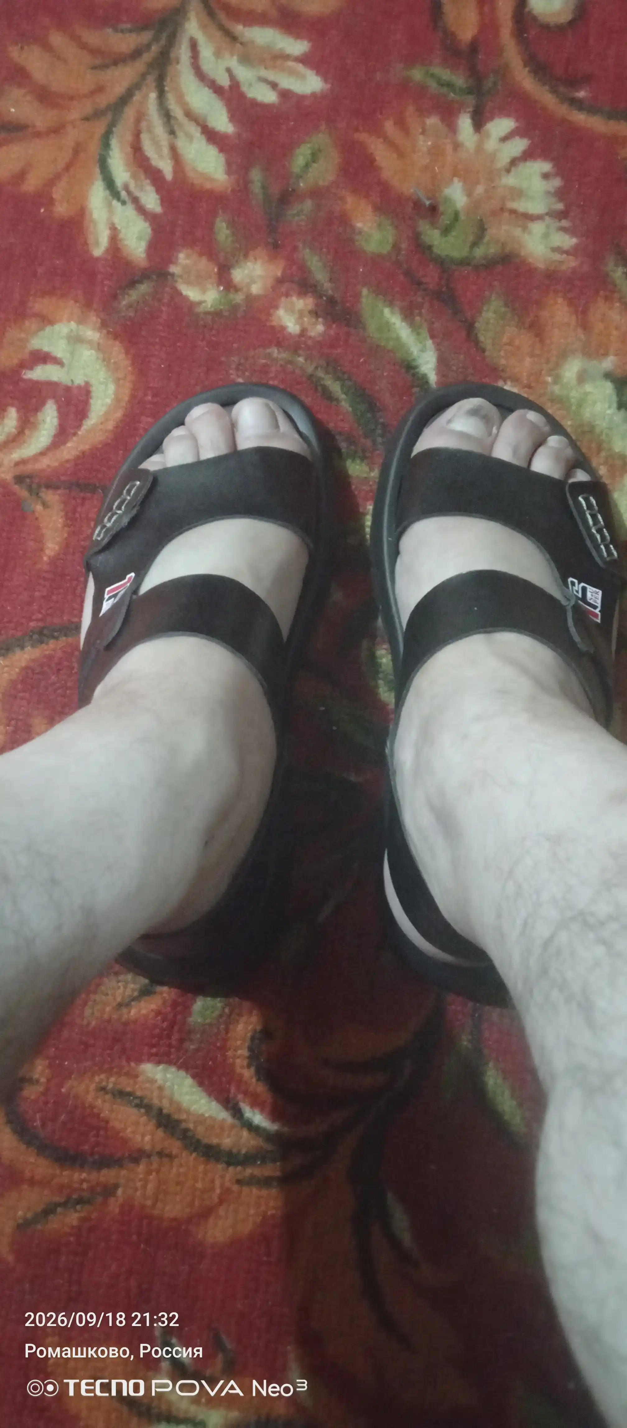Erkaklar uchun yozgi sandal, orqa tasmali, qulay, sirpanmaydigan tagcharmli