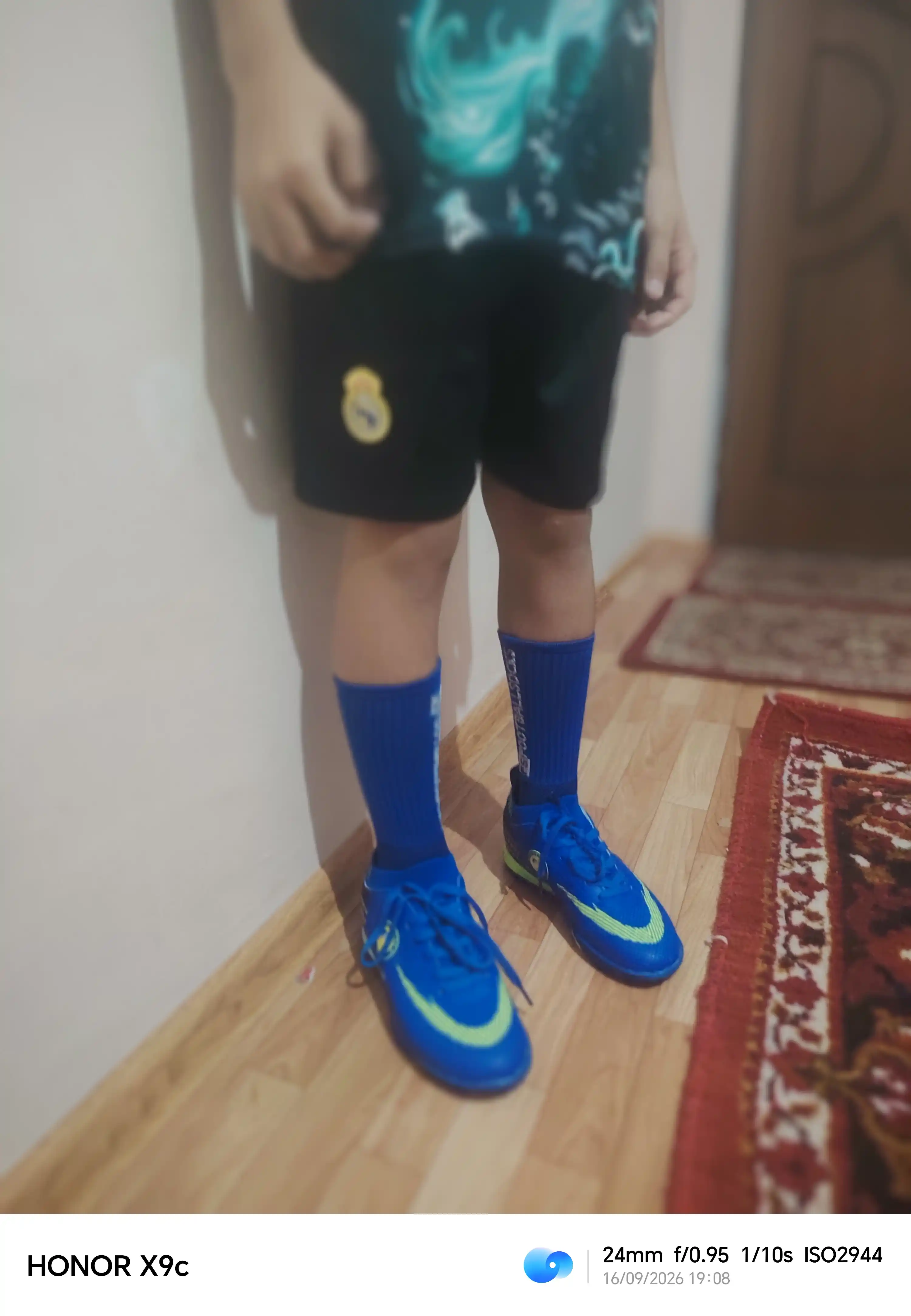 Futbol butsa, sarakanoshka bolalar uchun, futbol oyoq kiyim32-37
