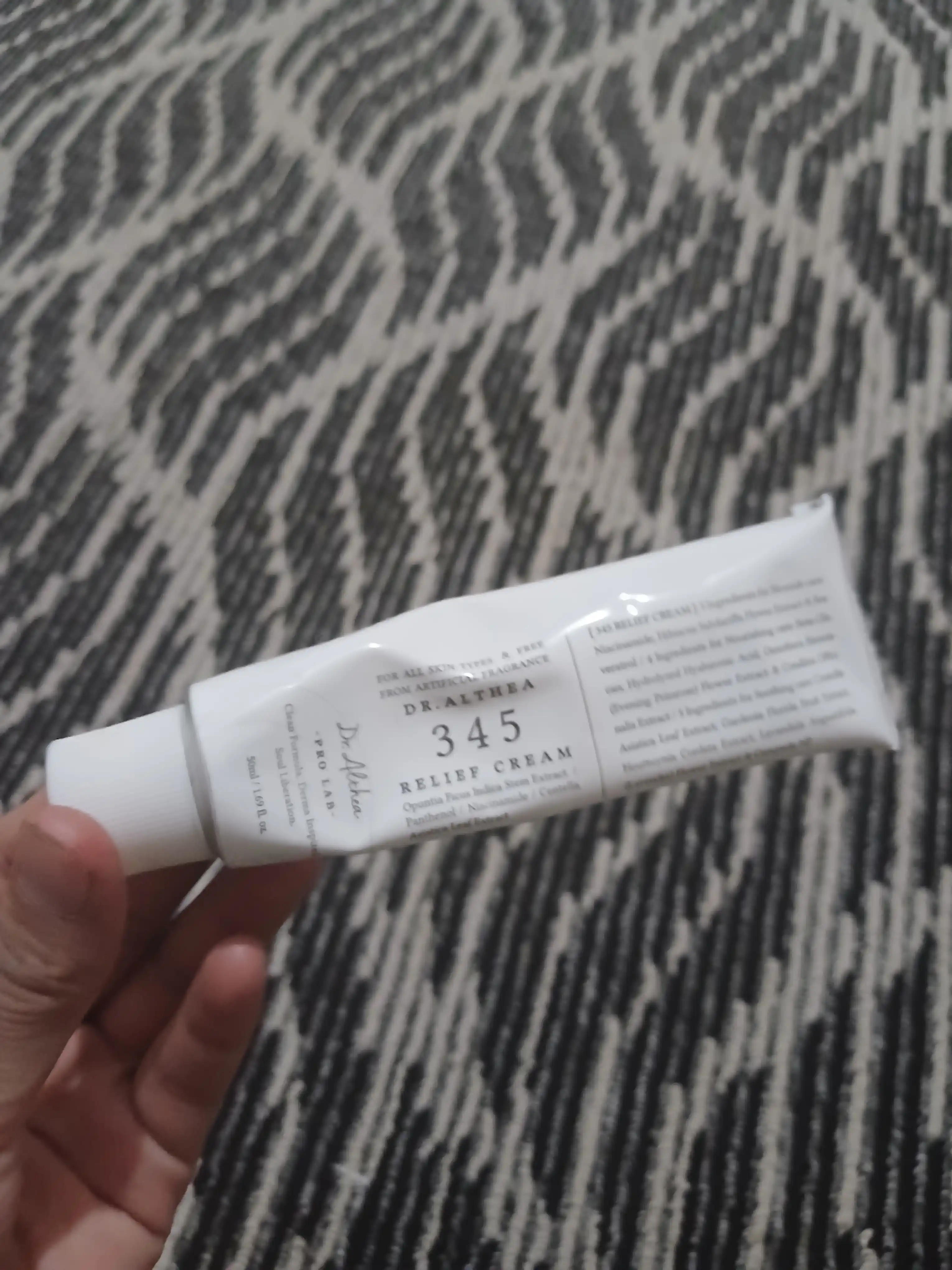 Успокаивающий крем с ресвератролом Dr. Altheeea 345 Relief Cream, 50 мл