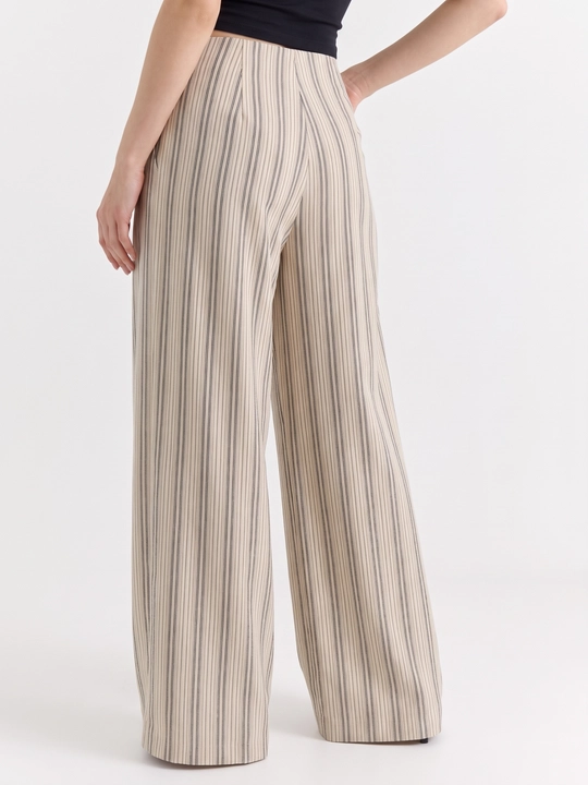 Женские брюки UMA Wide Leg в вертикальную полоску
