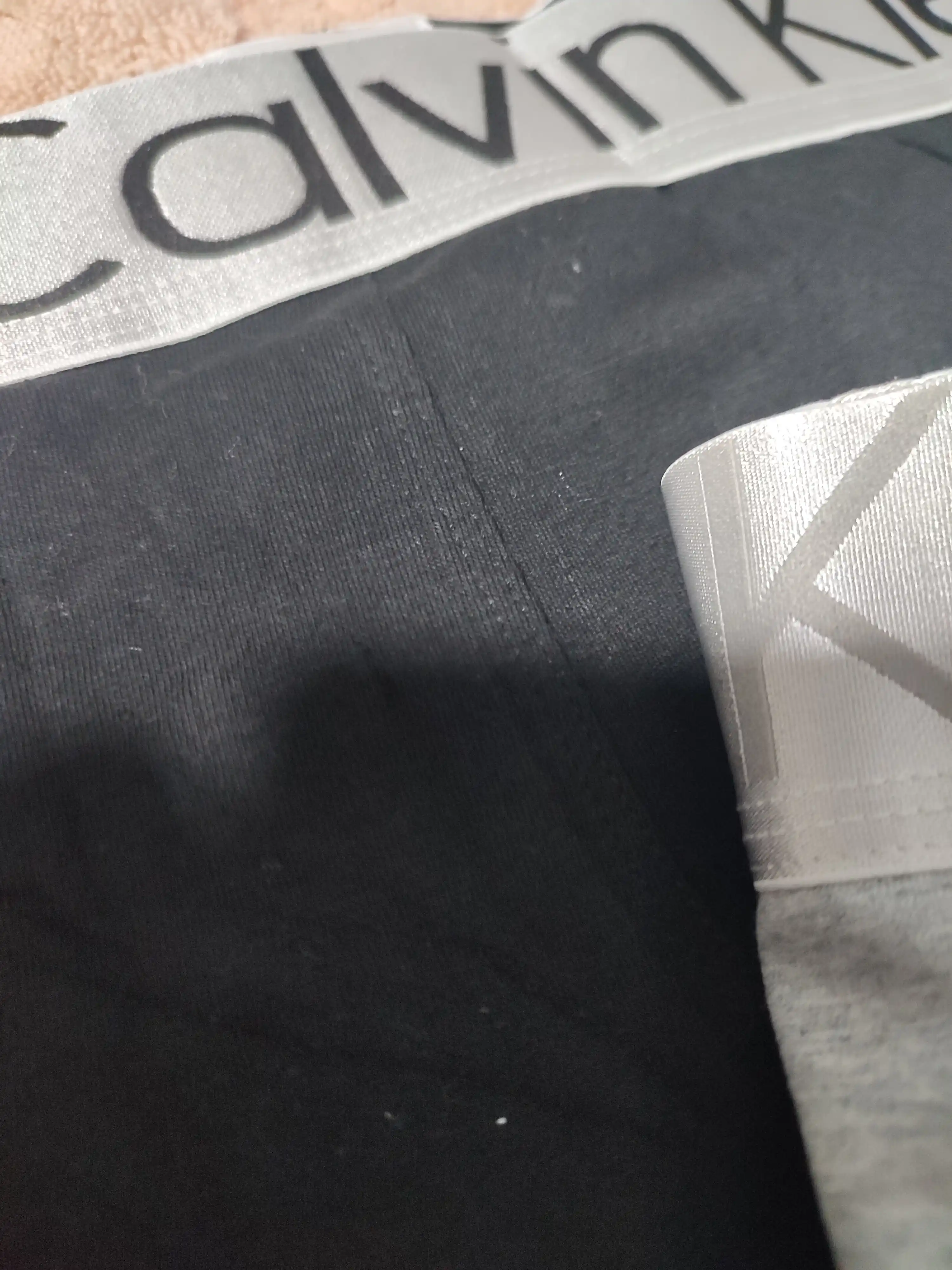 Calvin Klein erkaklar trusiklari, 3 donalik to‘plam bokserlar, sovg‘a qutisida, 93% paxta