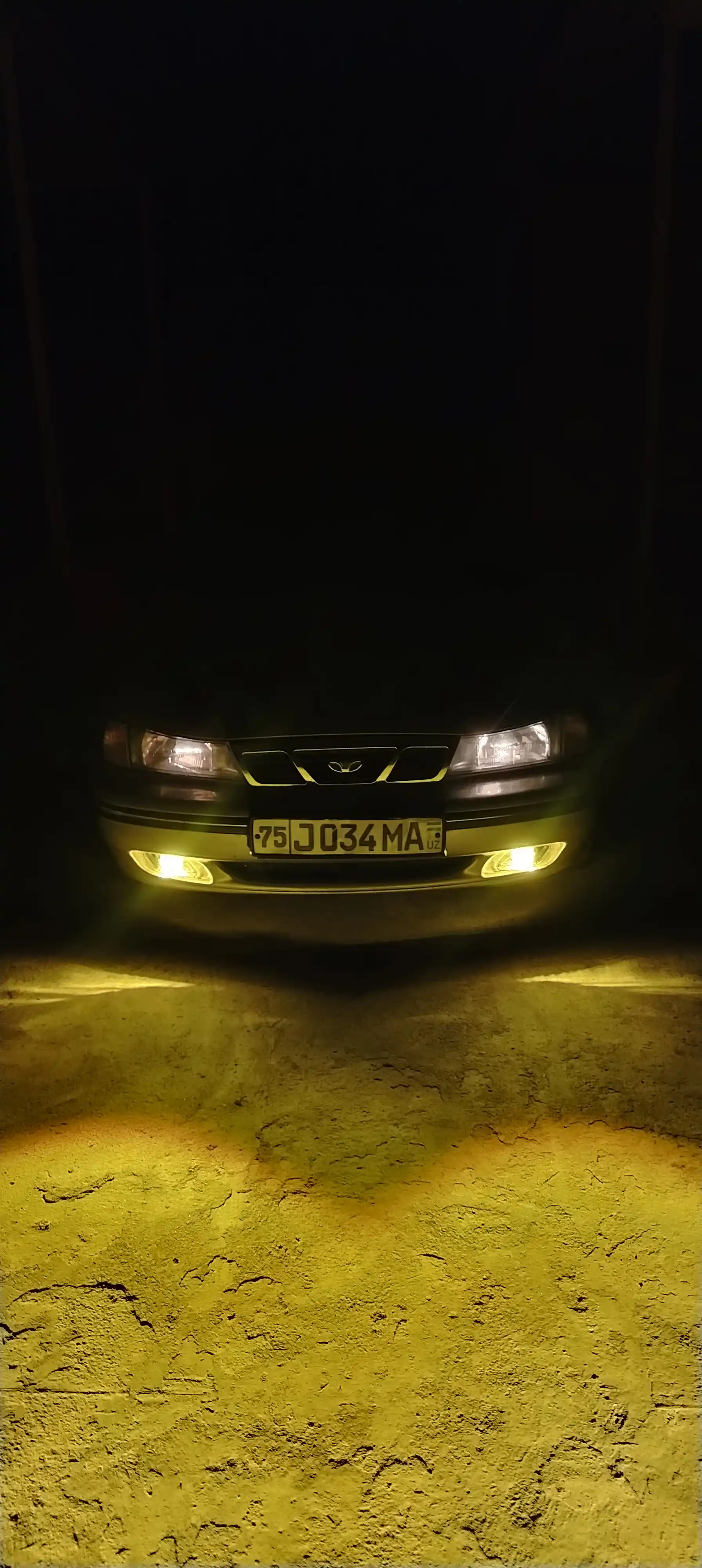 Daewoo Nexia 1 uchun Bi-LED tumanka