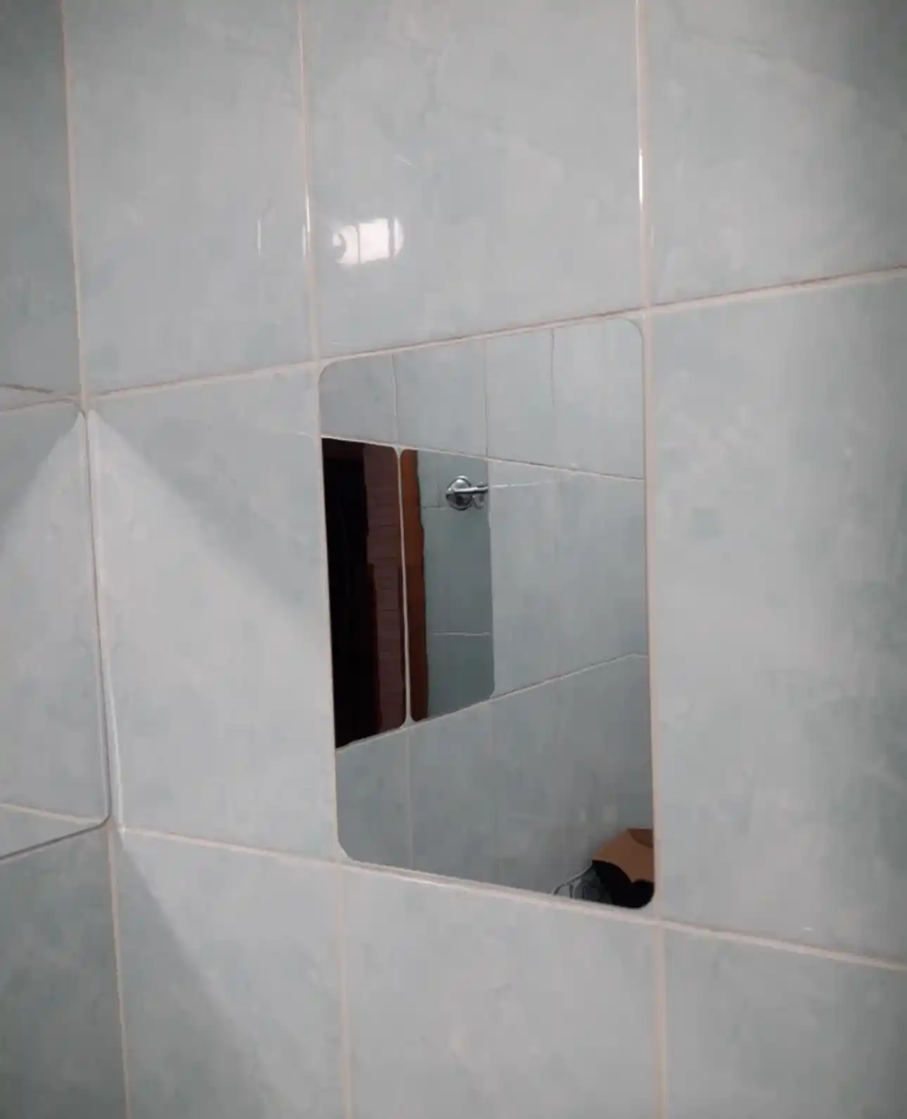 Egiluvchan oyna, akril oyna, oyna devor uchun, uy uchun oynalar, uy interyer, dekor