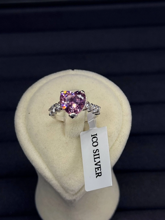 Кольцо из серебра 925 пробы — подарок для девушек и женщин